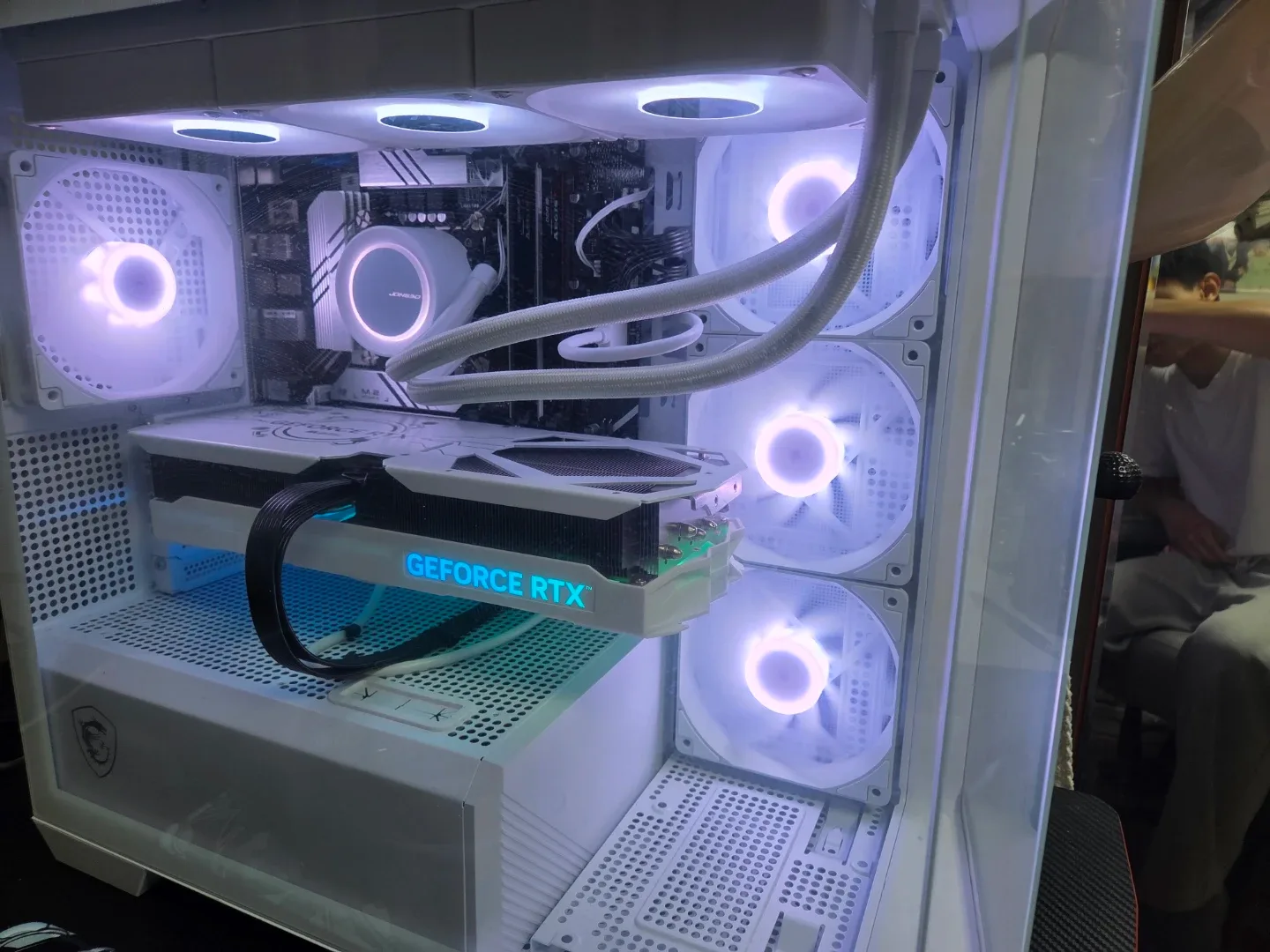 i7 14700k rtx4070tisuper 지스킬 ddr5 32g 판매합니다.