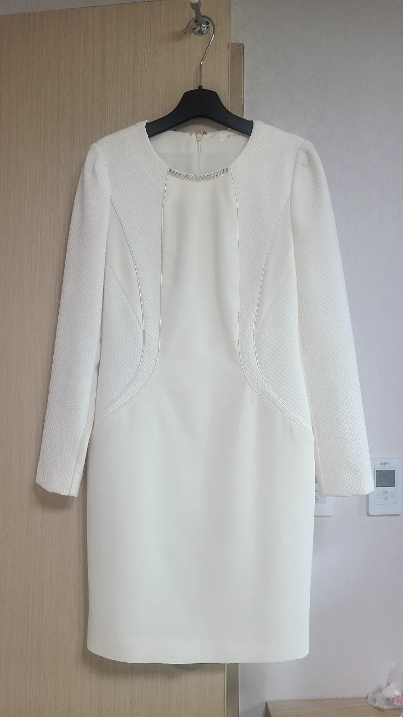 Anivee f. 아이보리 원피스