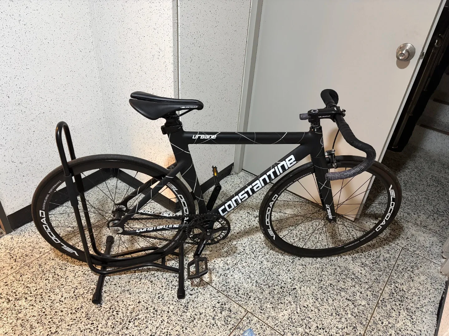 콘스탄틴 어베인 픽시 자전거