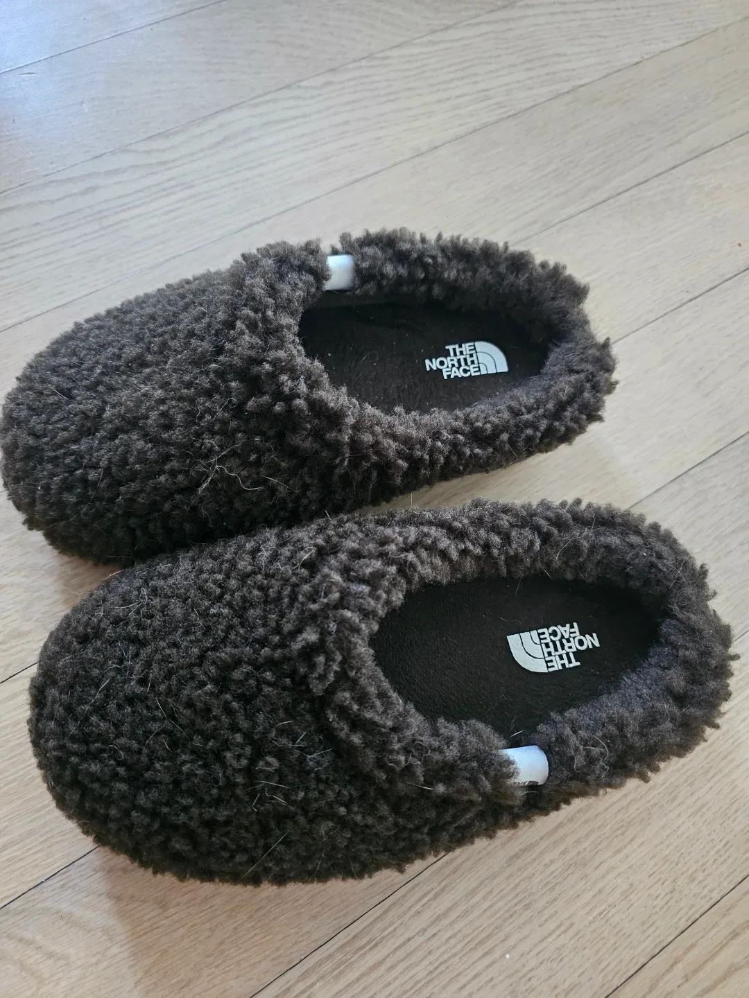 노스페이스//플리스 방안 신발//230