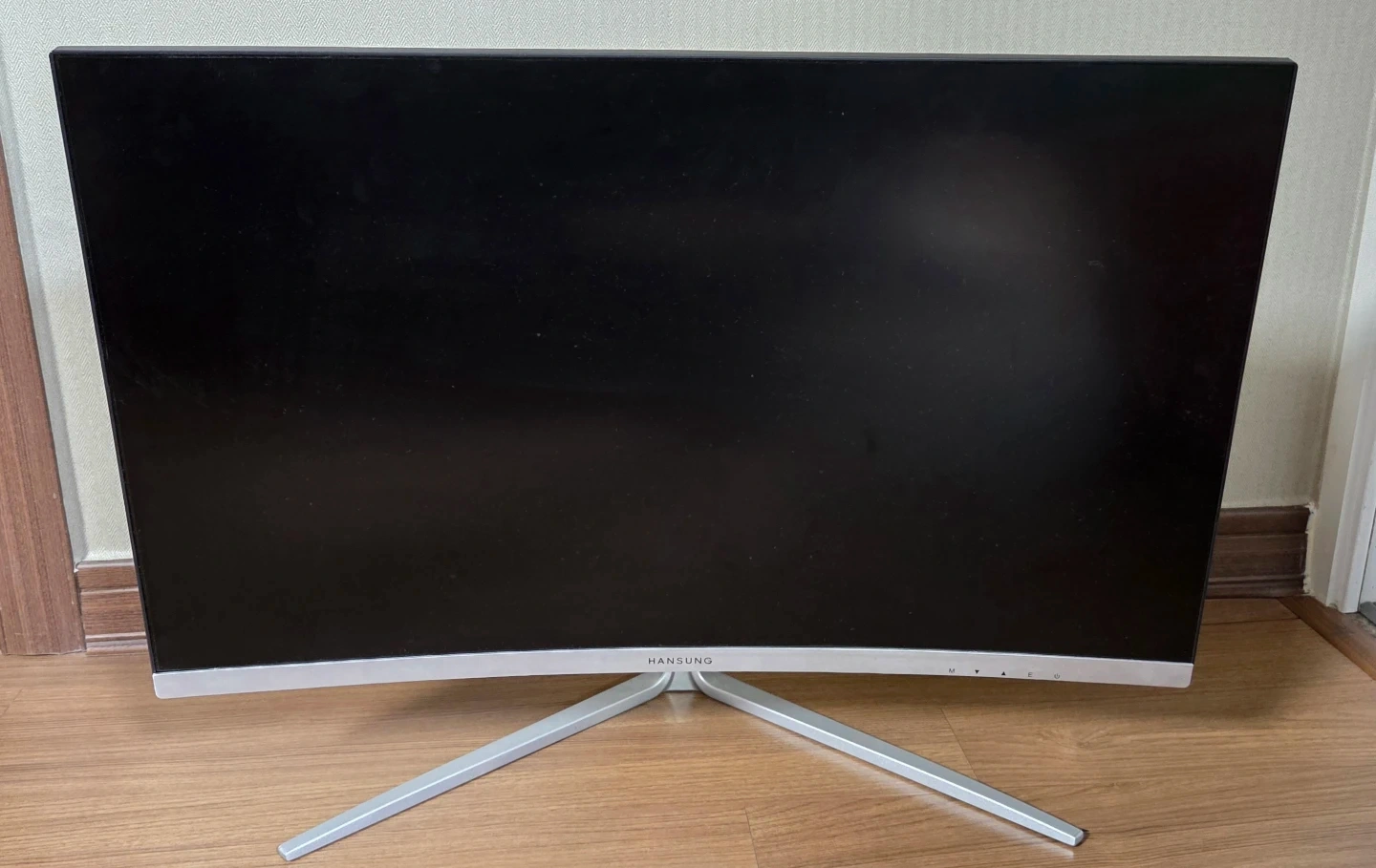 한성 울트론 2754C 27인치 커브드 모니터 | 디지털기기 | 당근 중고거래