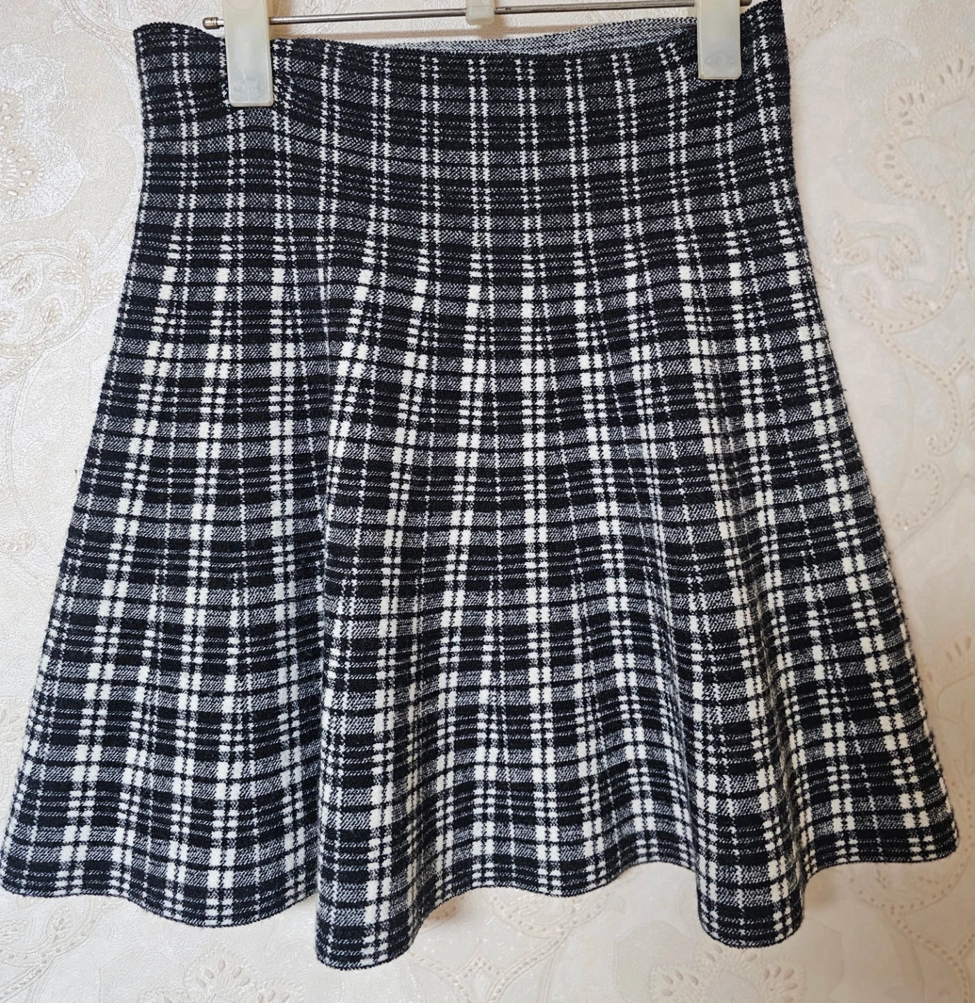 코인코즈) 체크 A라인 니트 스커트 | 여성의류 | 당근 중고거래