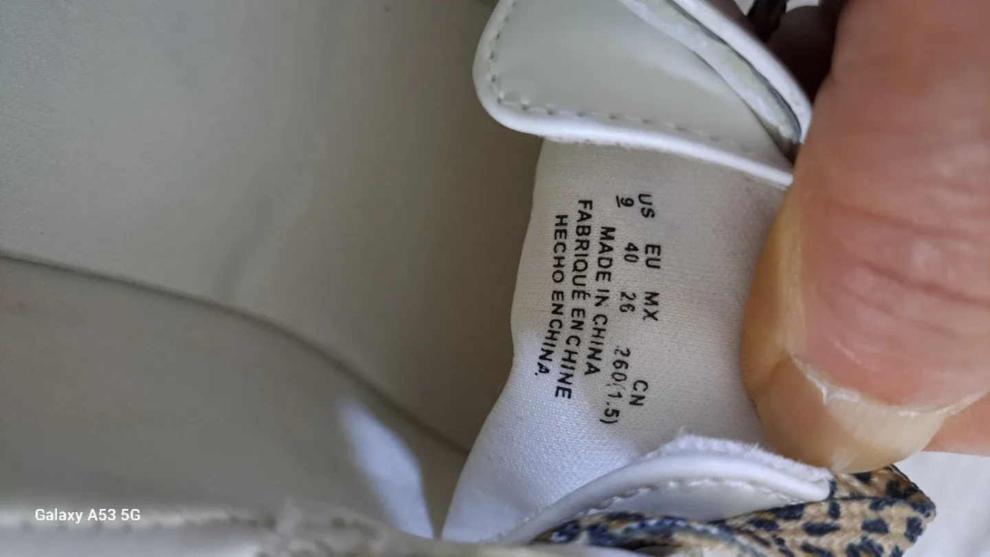 American Eagle 흰색 레오파드 운동화 260