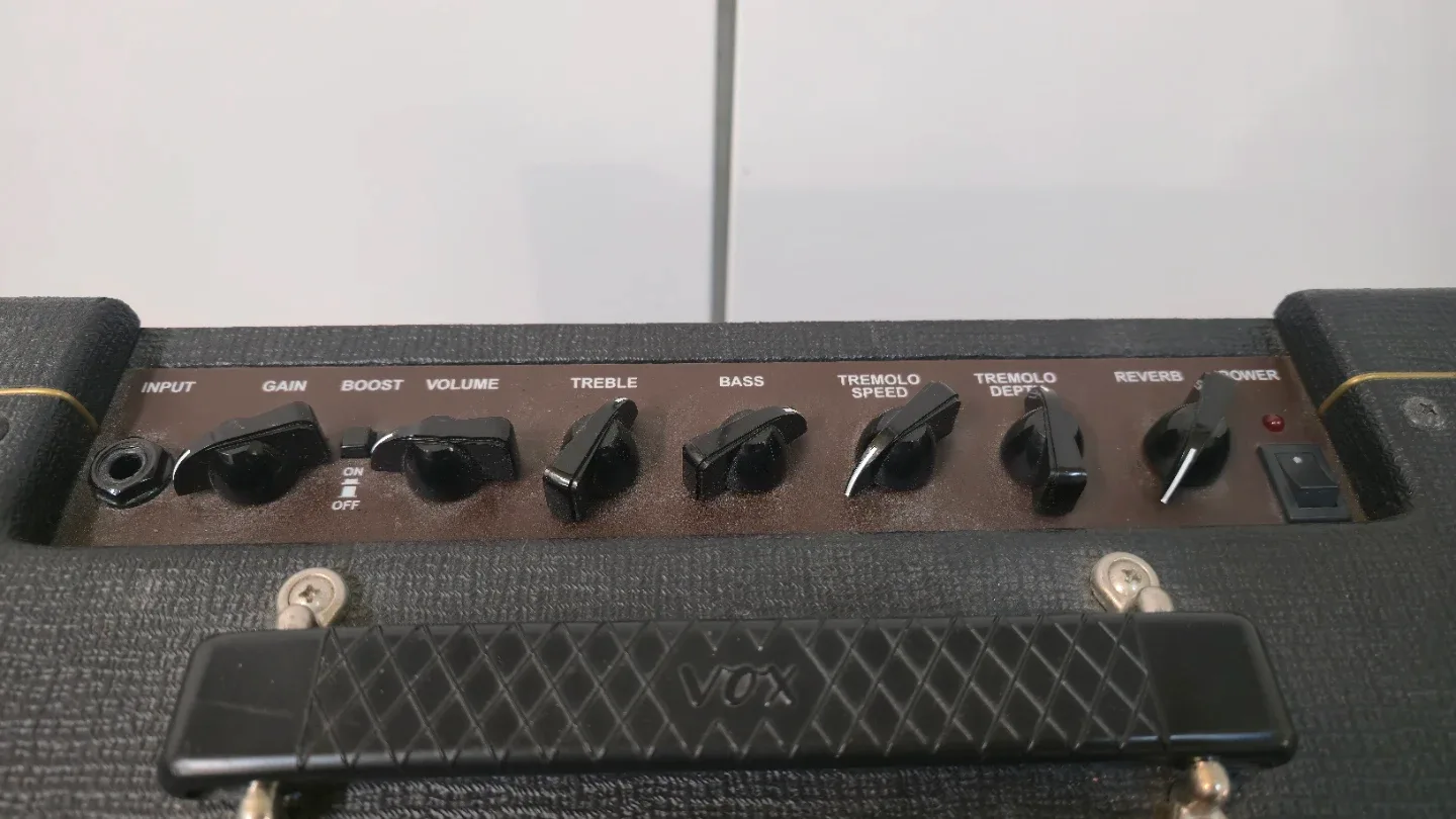 VOX Pathfinder 15R 기타 앰프