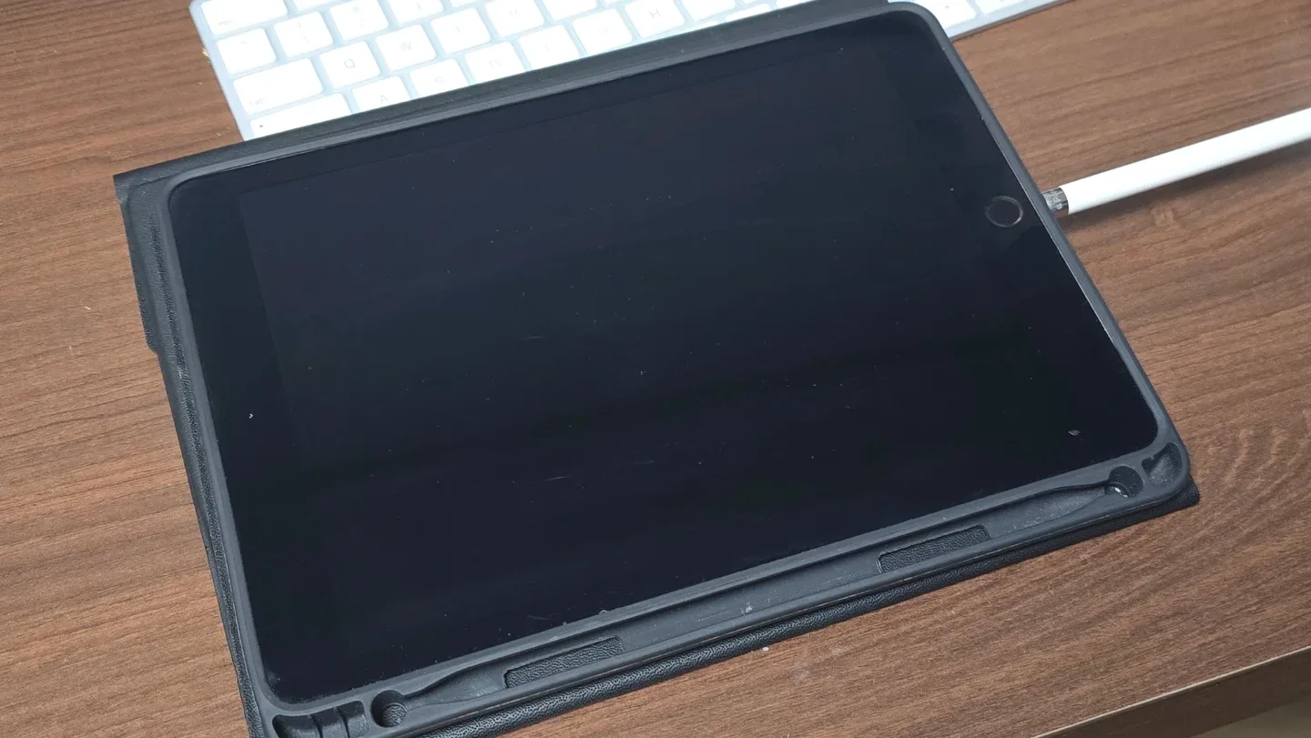 아이패드 9세대 WiFi 64 GB (애플펜슬 번들 구매 가능)