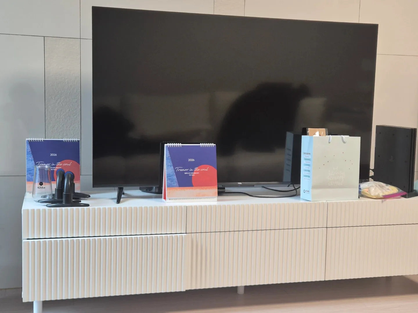 tcl  uhd 55인치 & 티비장