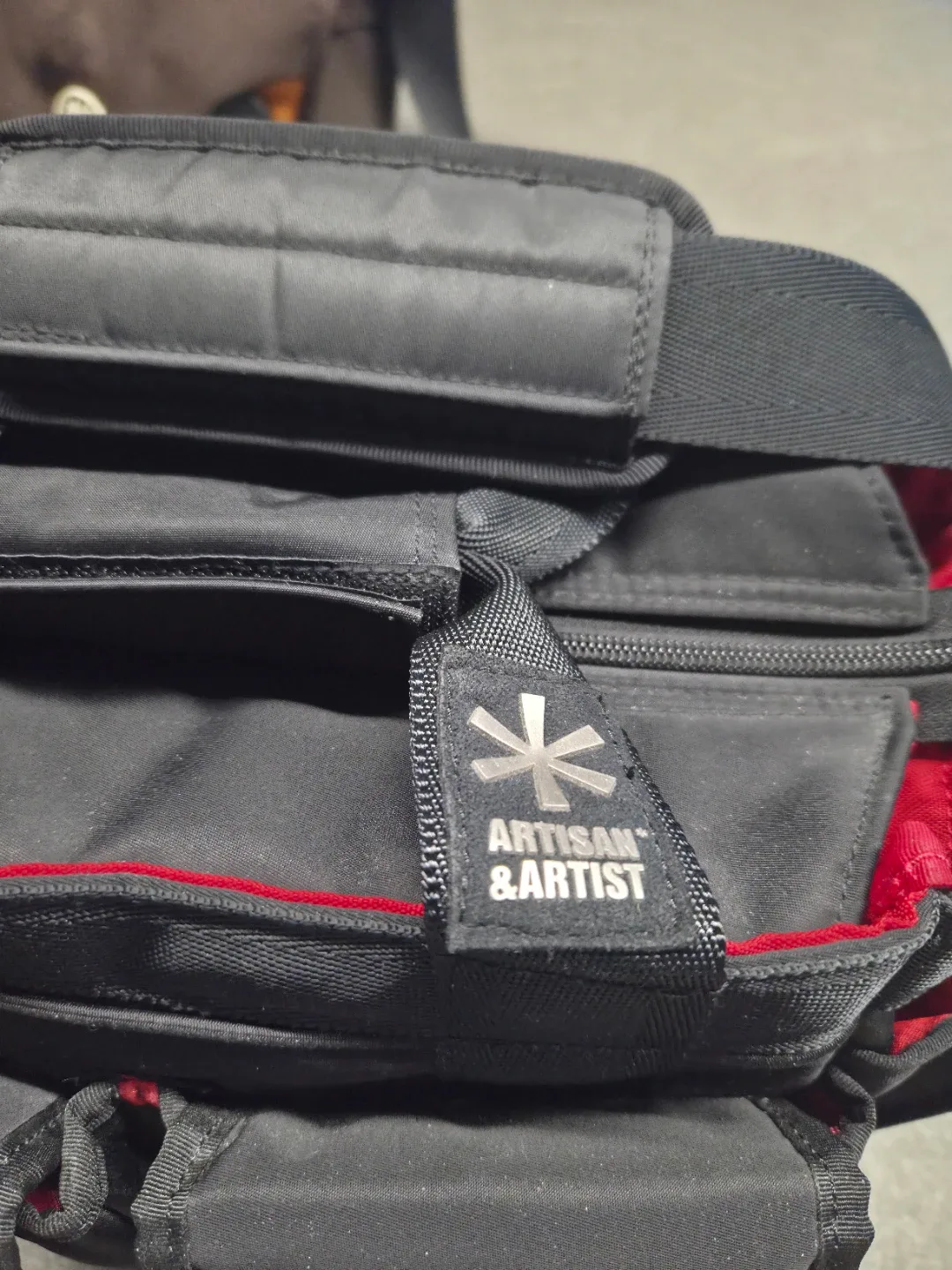 artisan & artist (알티산 앤 아티스트)카메라 가방 판매