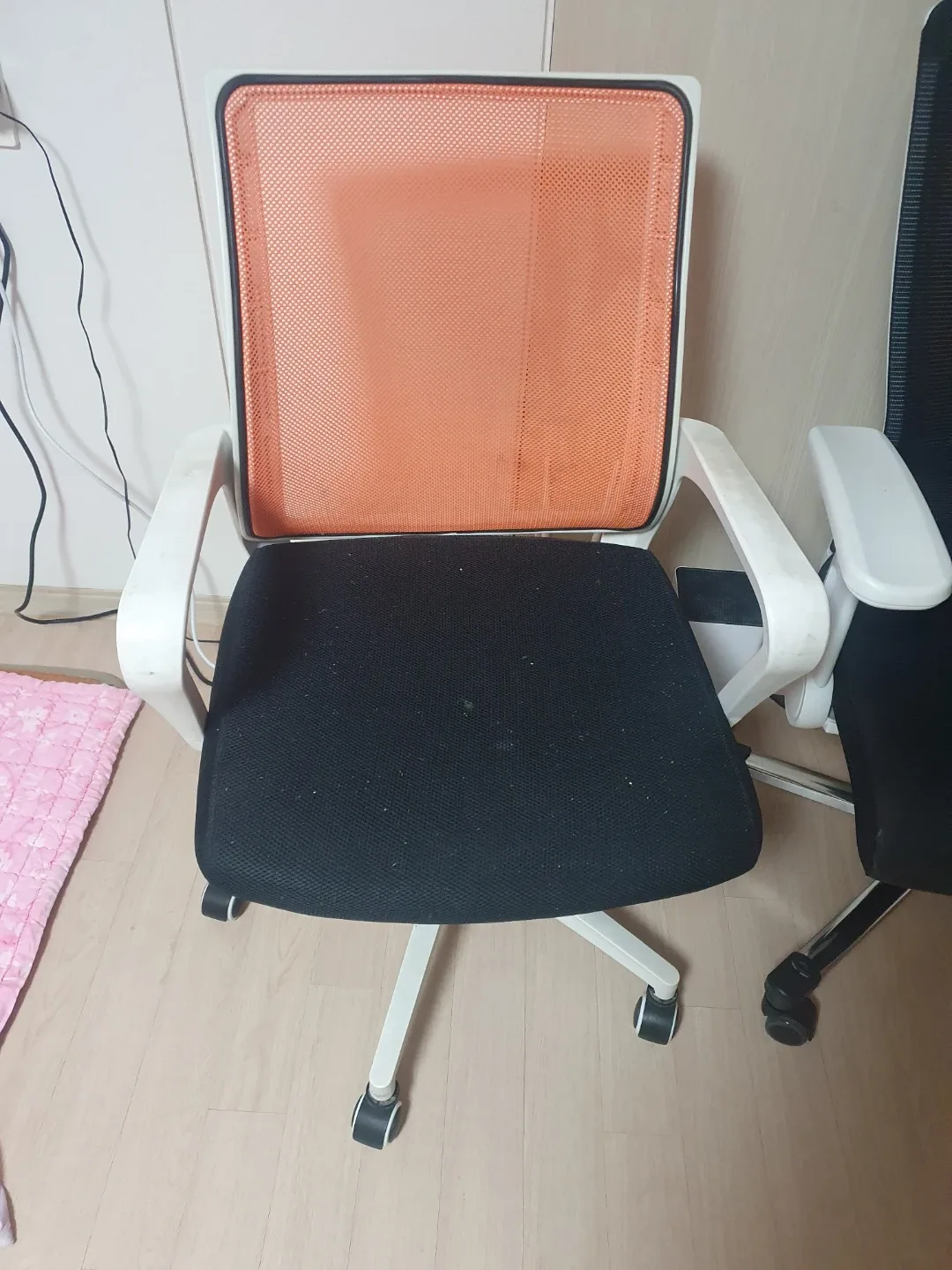 사무용 메쉬 의자