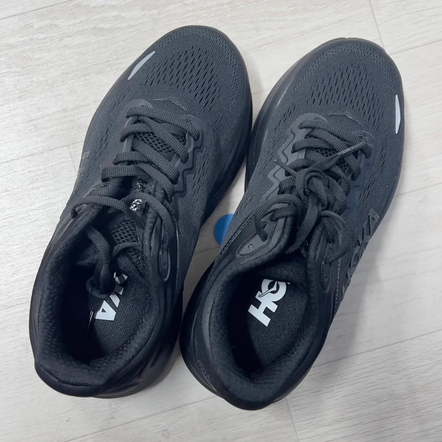 호카 230 운동화 판매해요~