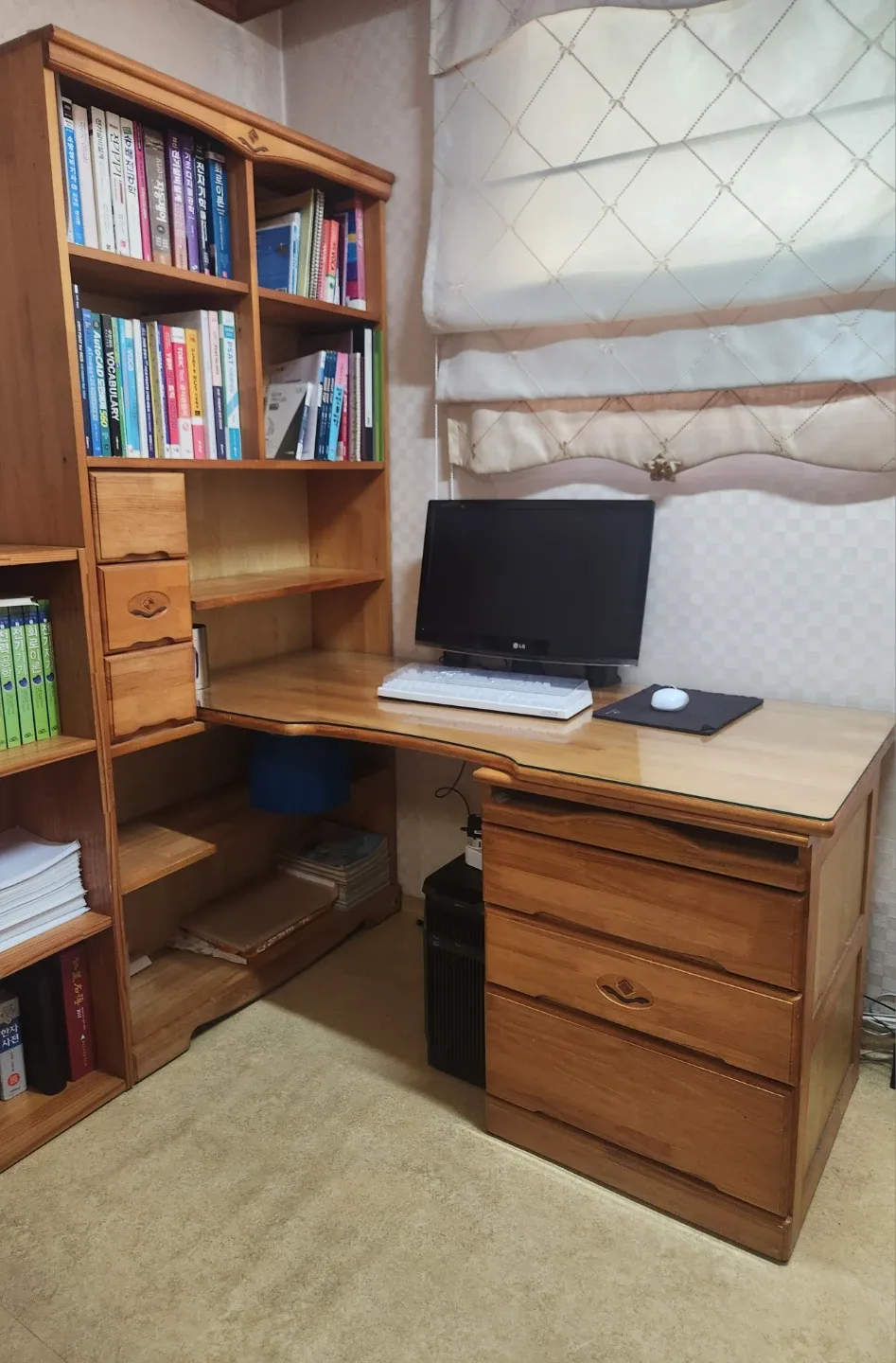 원목 책상, 옷장 세트 팔아요