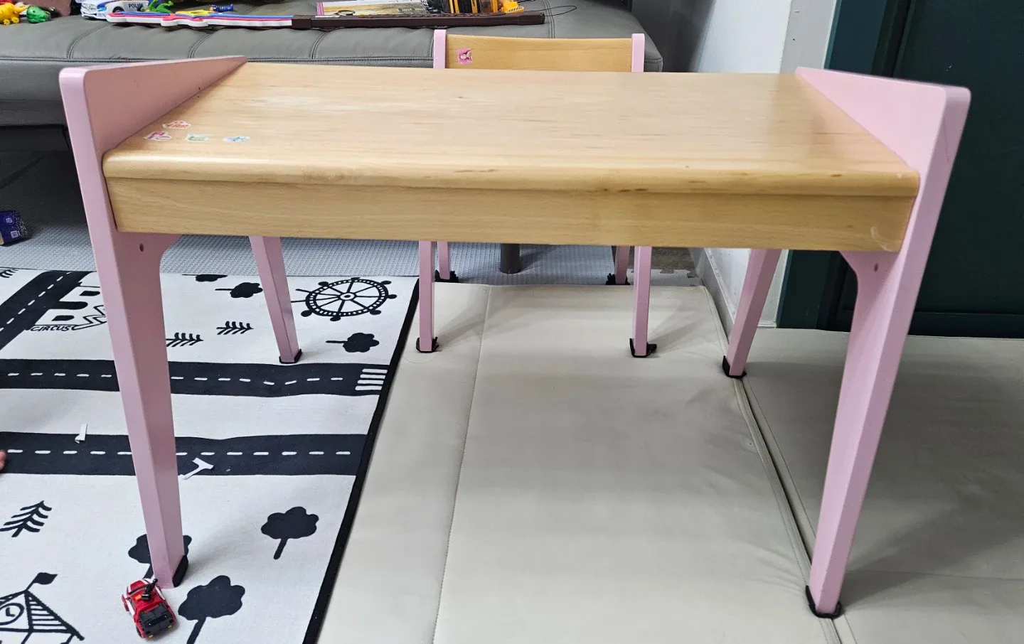 세이지폴 책상 & 의자 세트 핑크