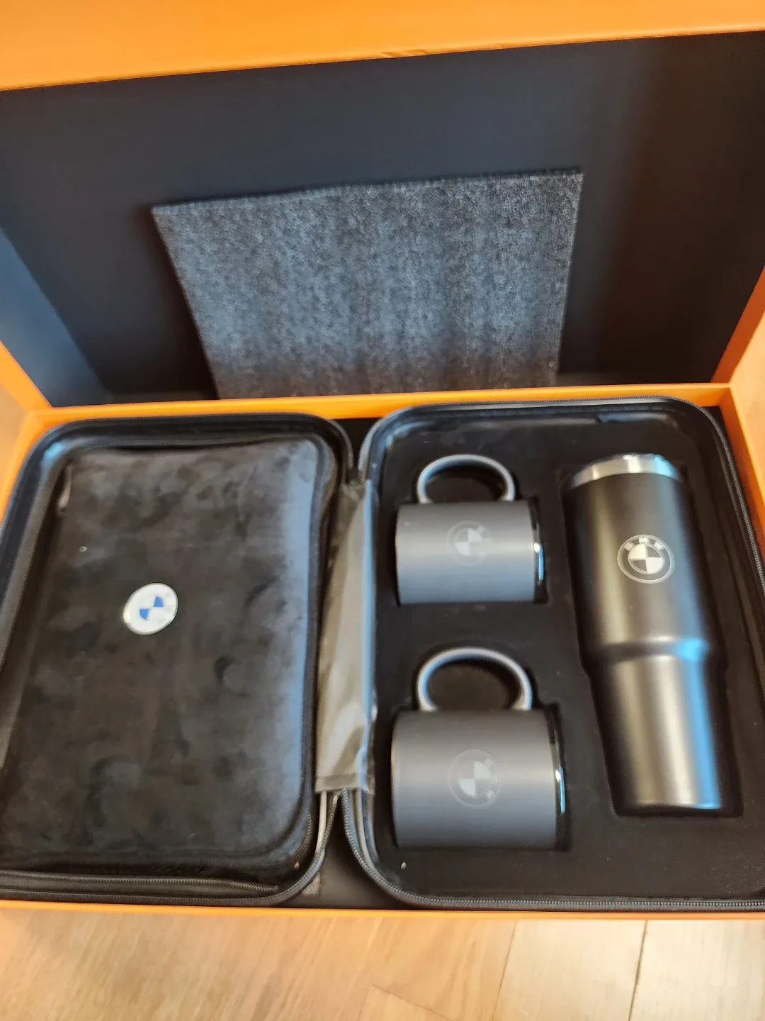 BMW 기프트 세트 (레디백/텀블러/머그컵/담요)