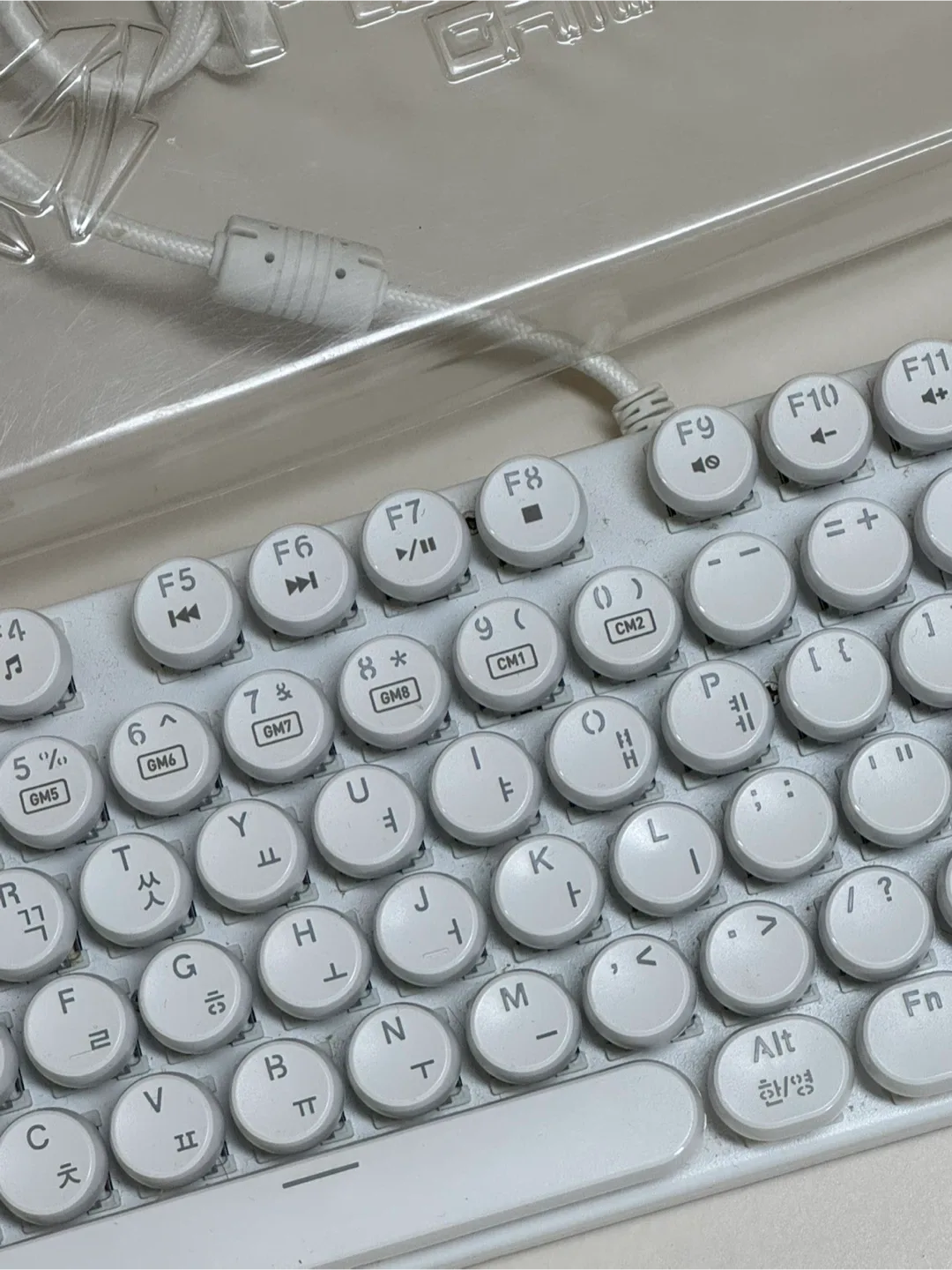 앱코 HACKER K840 조약돌 기계식 키보드 화이트