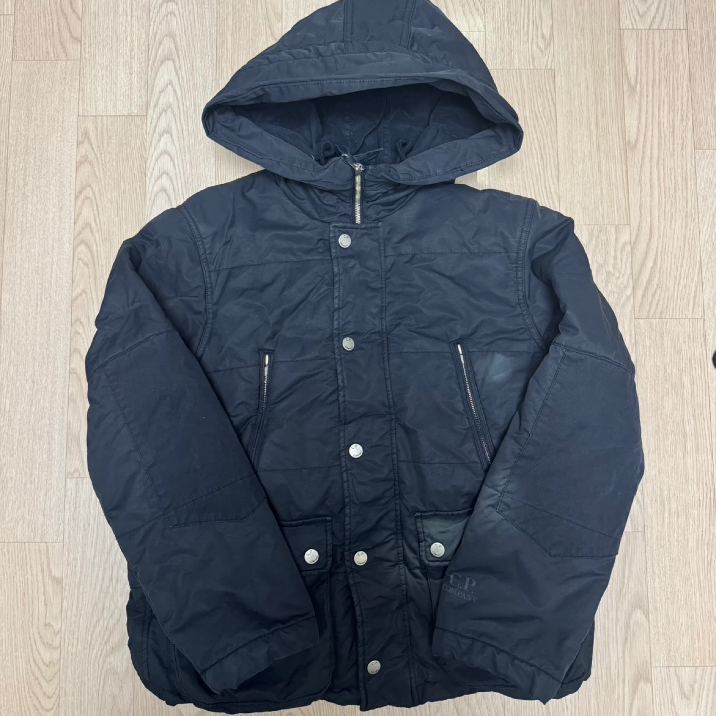 CP COMPANY 씬슐레이트 후드 점퍼 95