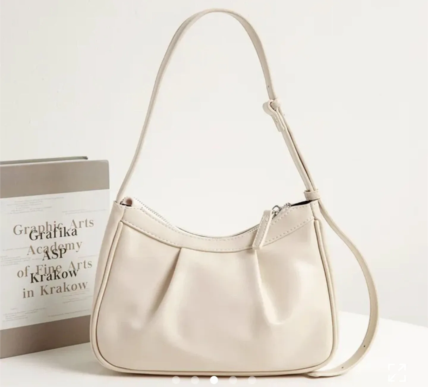 아이보리 셔링 숄더백 새상품