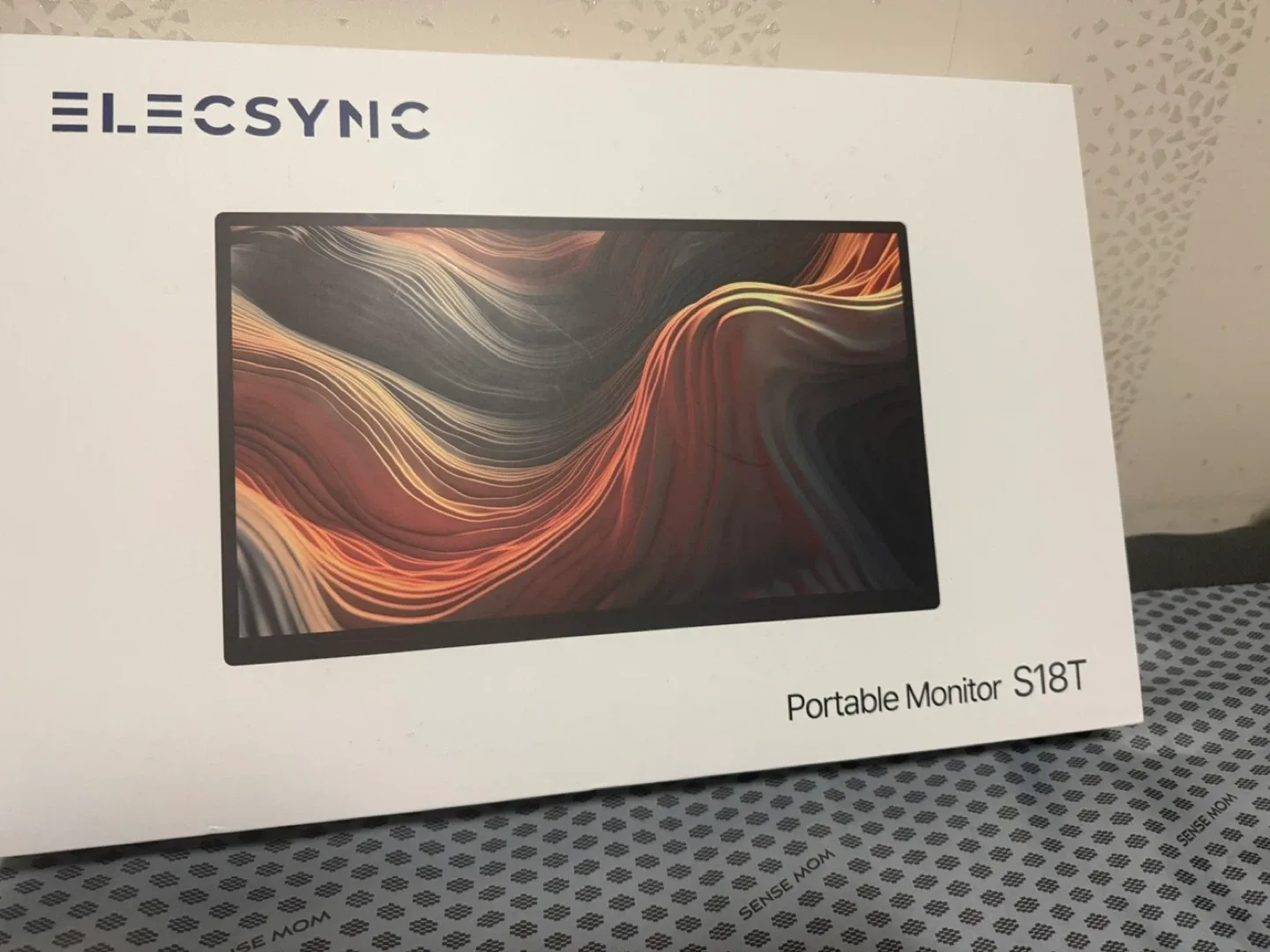 일렉싱크 S18T 휴대용 모니터