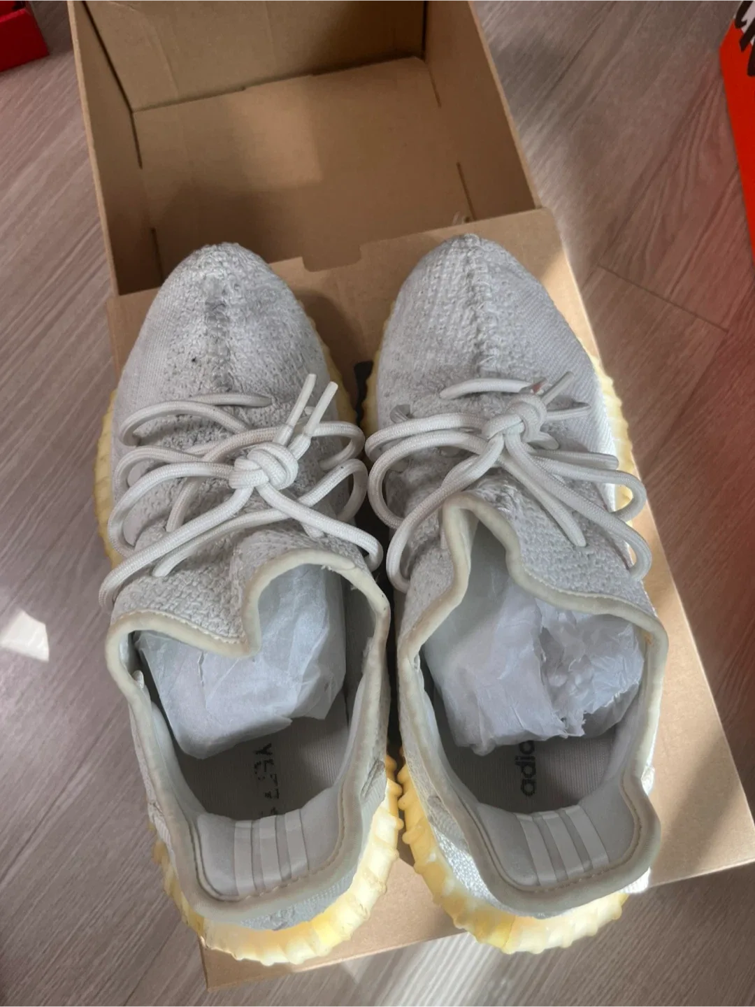 아디다스 이지부스트 350 V2 크림 화이트 265