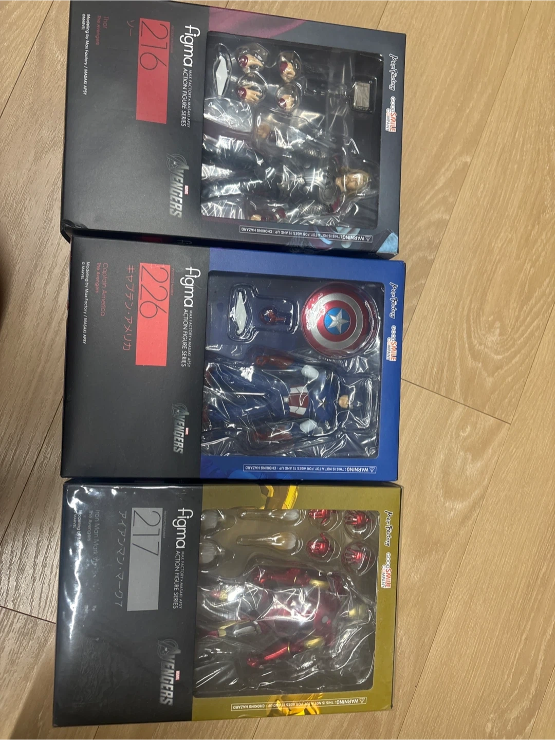 figma 어벤져스 액션 피규어 (캡틴, 아이언맨, 토르)
