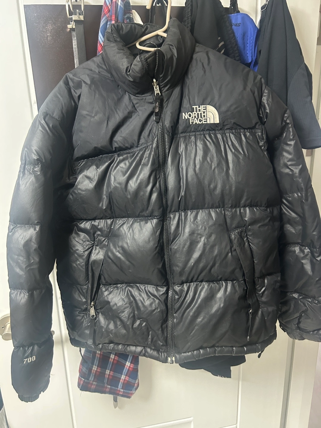 노스페이스 눕시 700 패딩