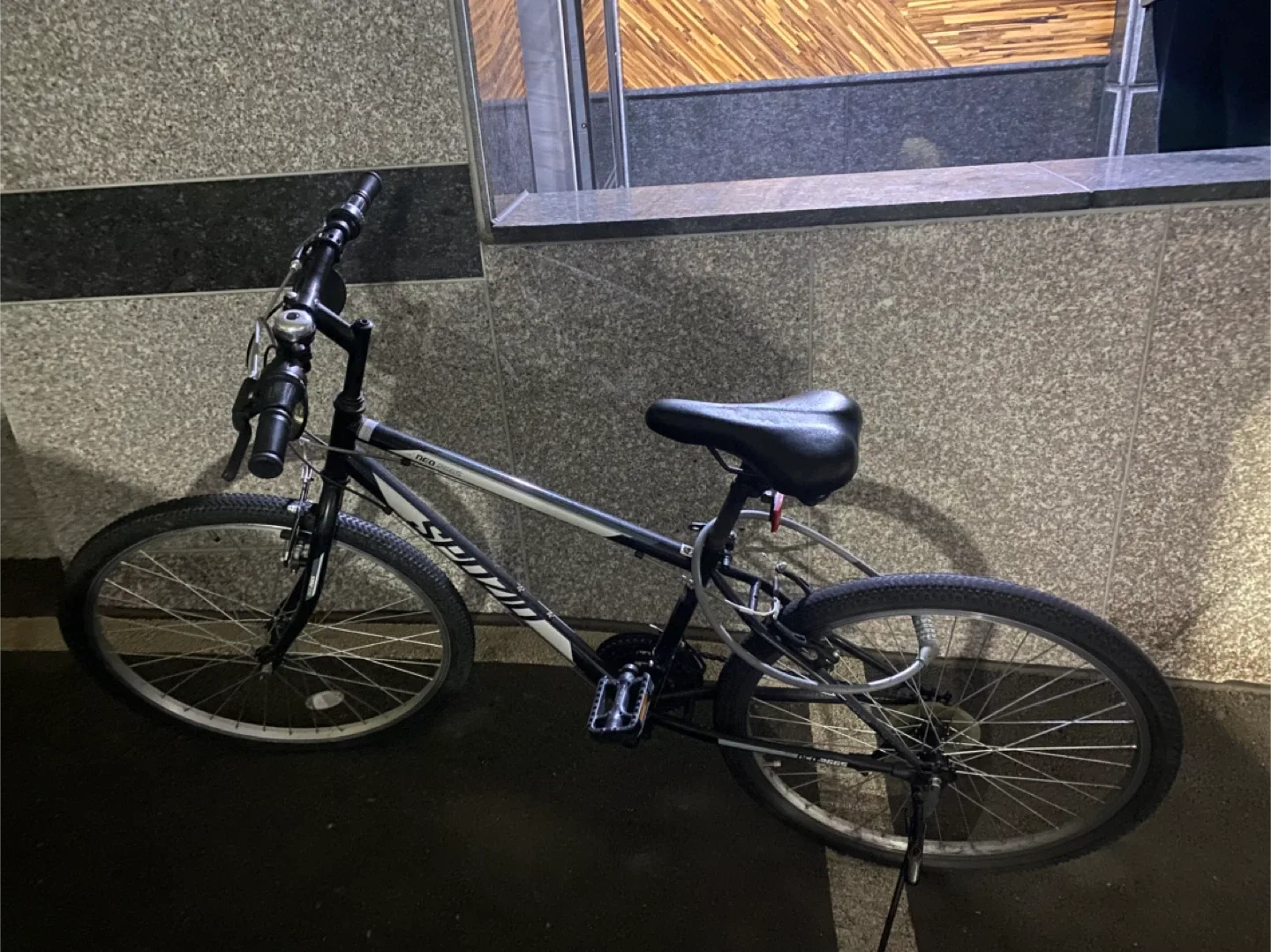 스포지오 검정/은색 자전거