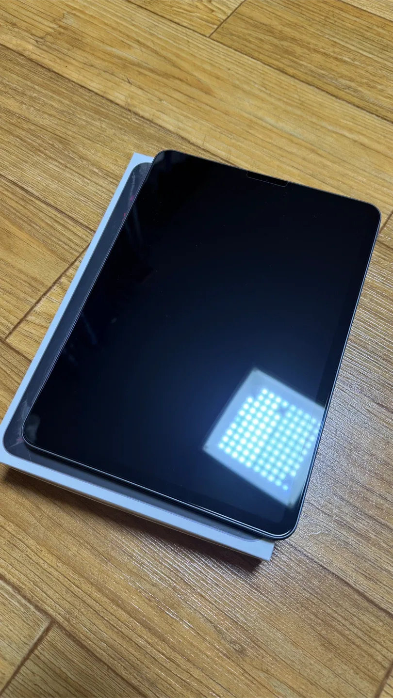 미사용 아이패드 프로 11 (M1, 3세대) 256GB