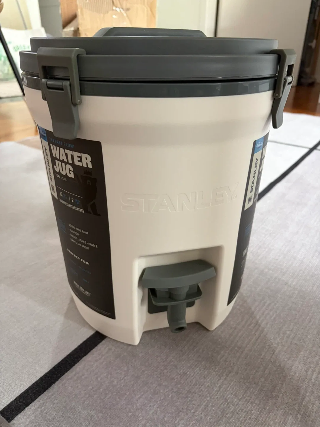스탠리 워터저그 7.5L 흰색