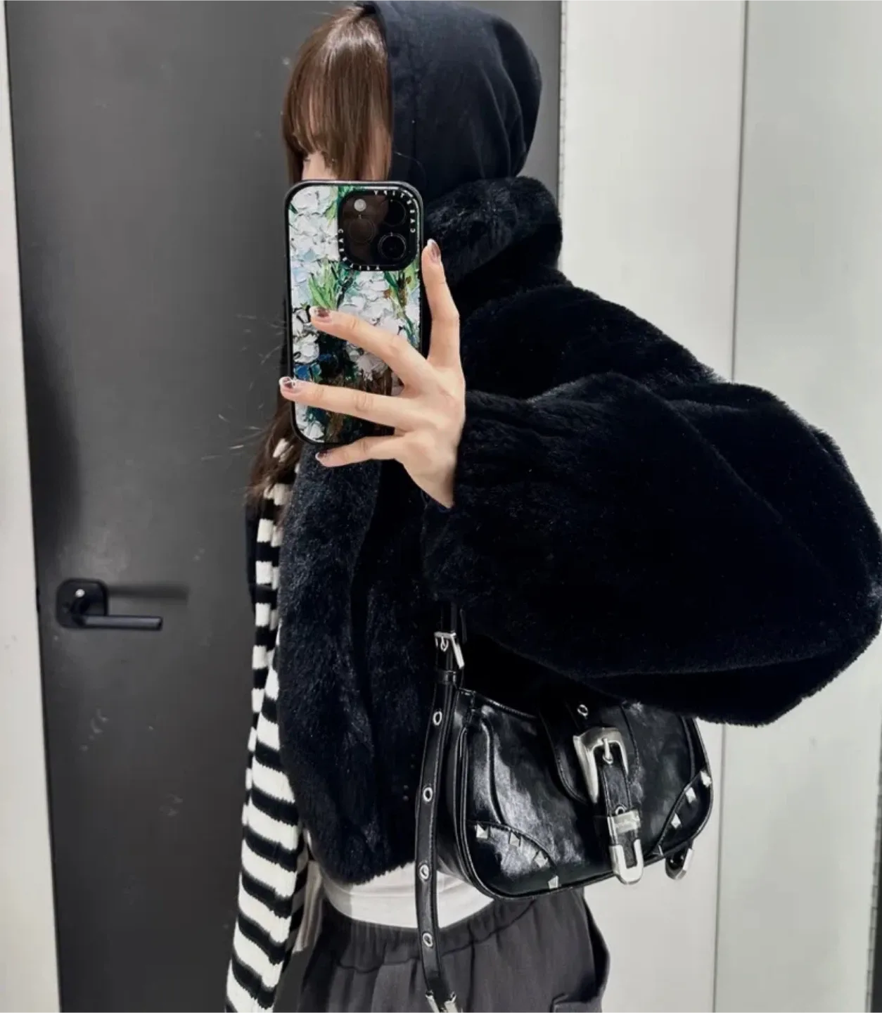 어반드레스 Buckle Stud Bag 블랙 새상품