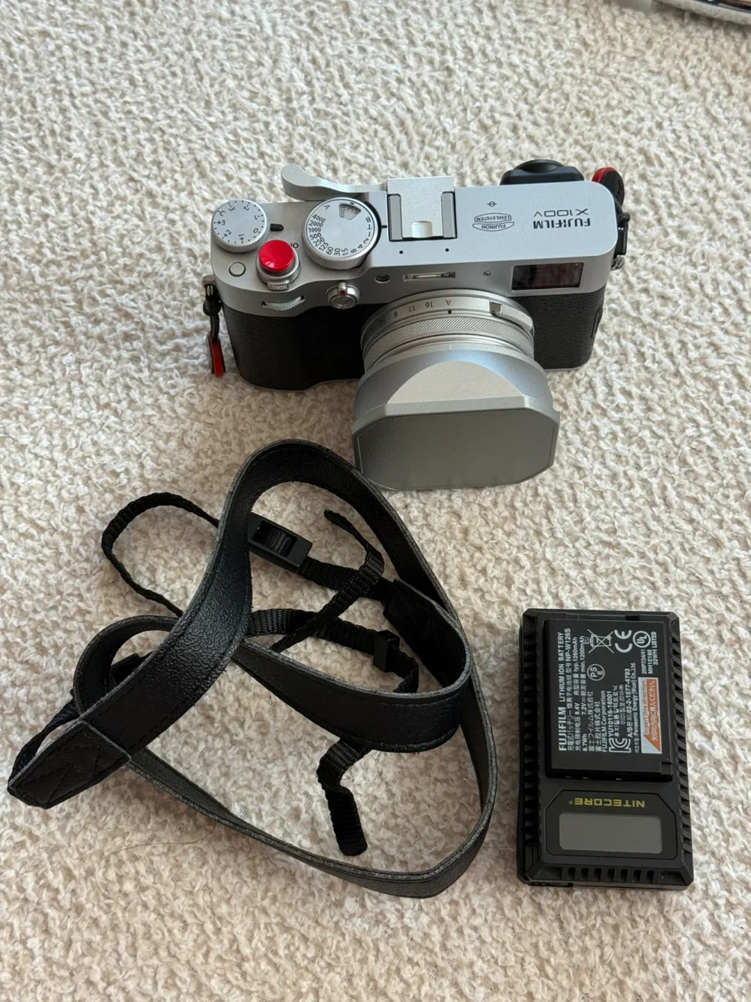 후지필름 X100V 실버 카메라