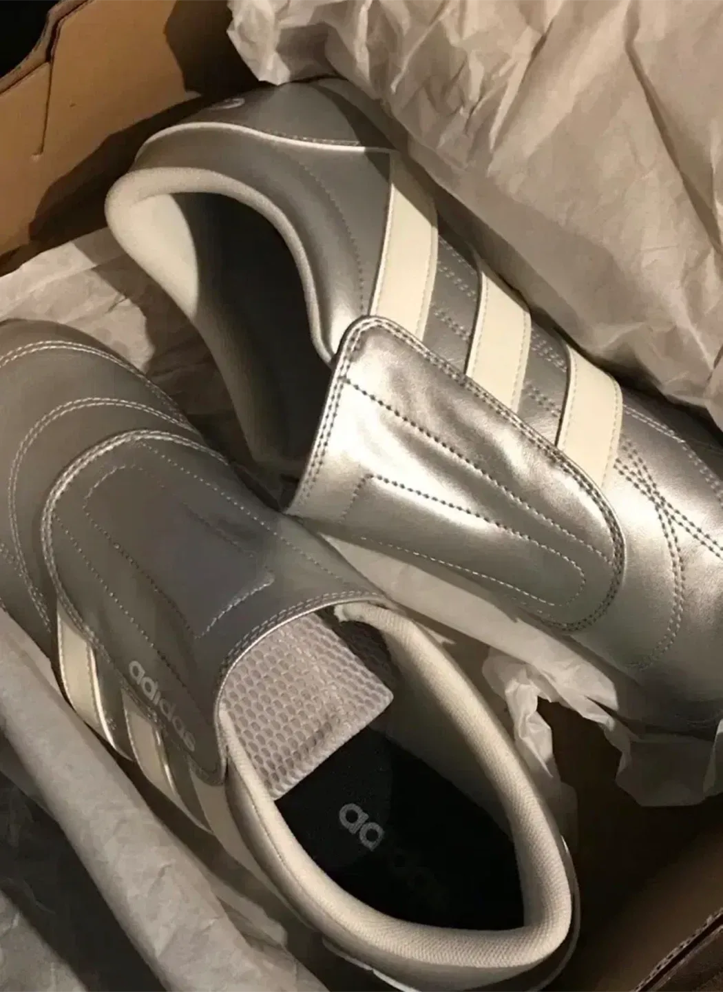 아디다스 운동화 실버(250)