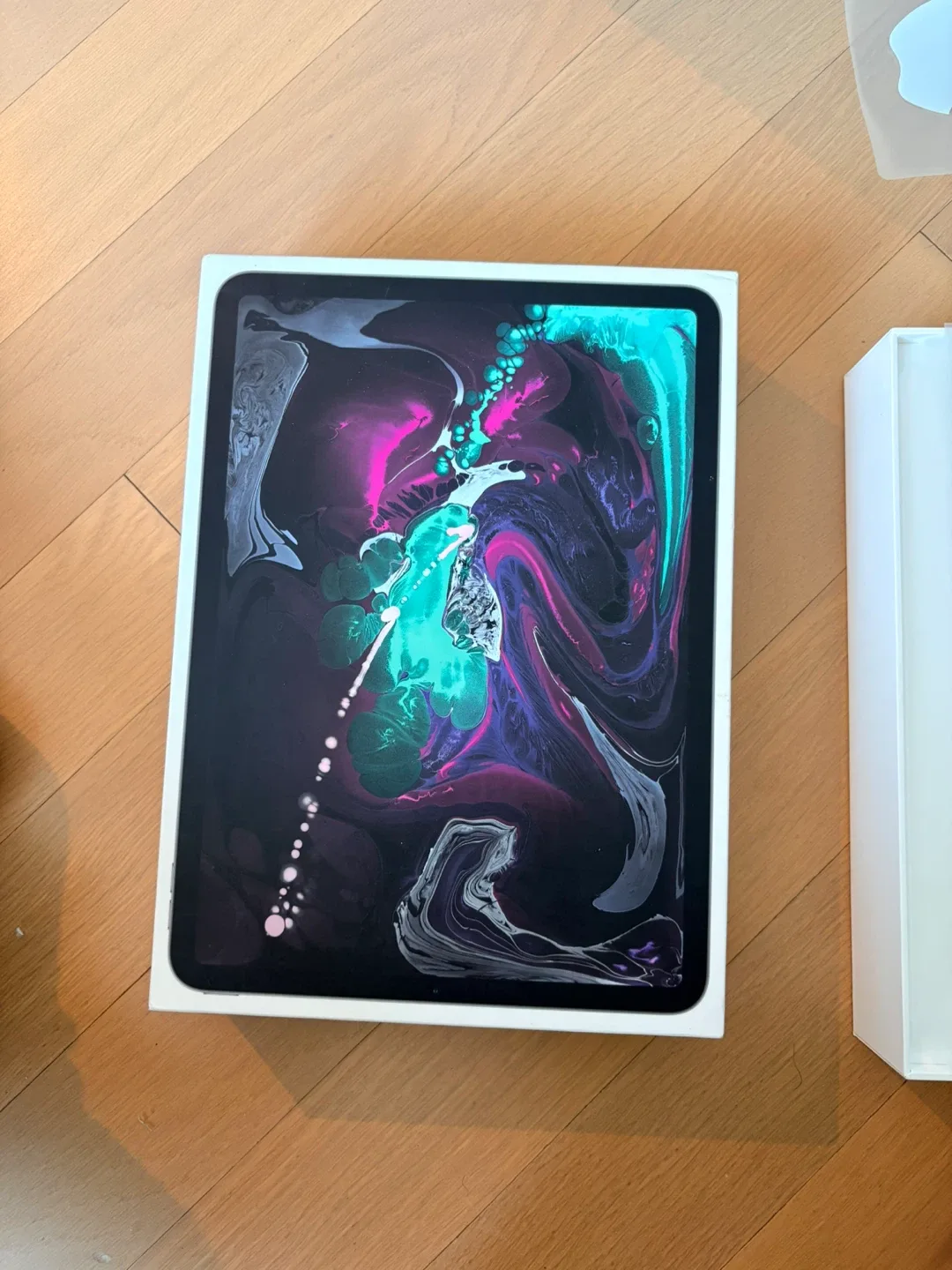 아이패드 프로 6세대 12.9인치 박스