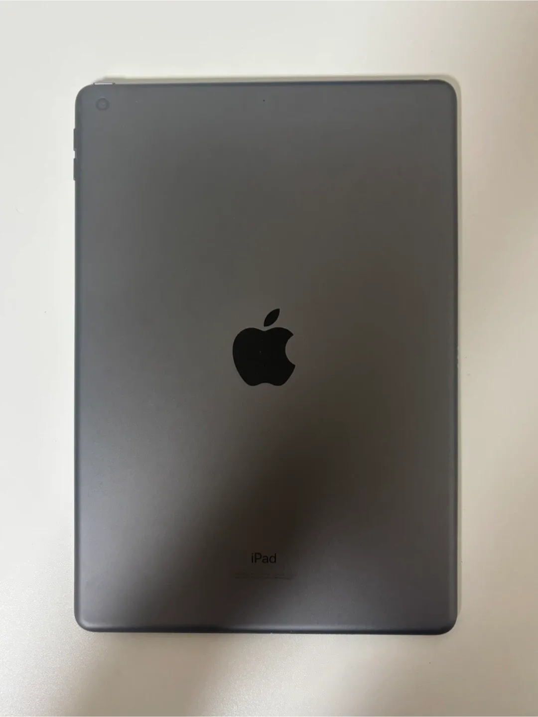 아이패드 8세대(스페이스그레이 128GB WiFi)  + 애플펜슬 1세대