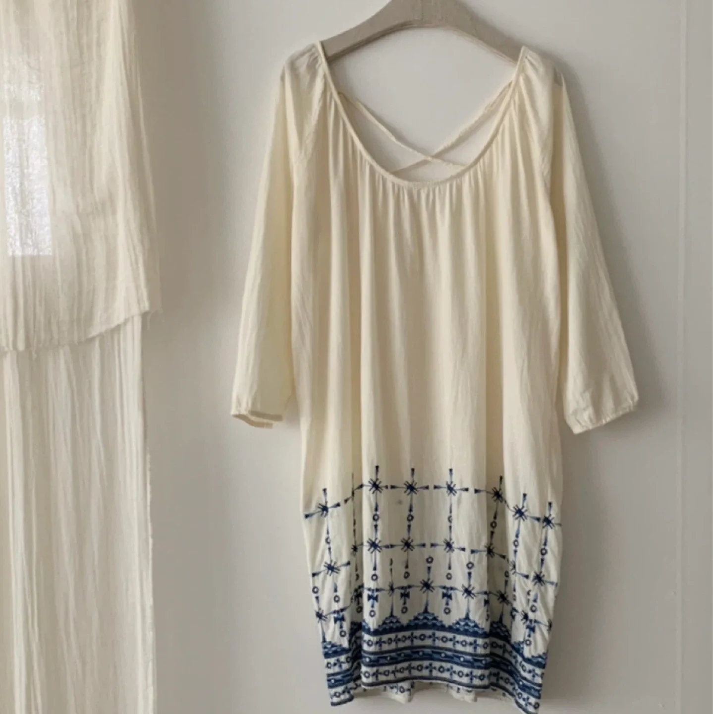 새상품 이태리 코튼 자수 원피스