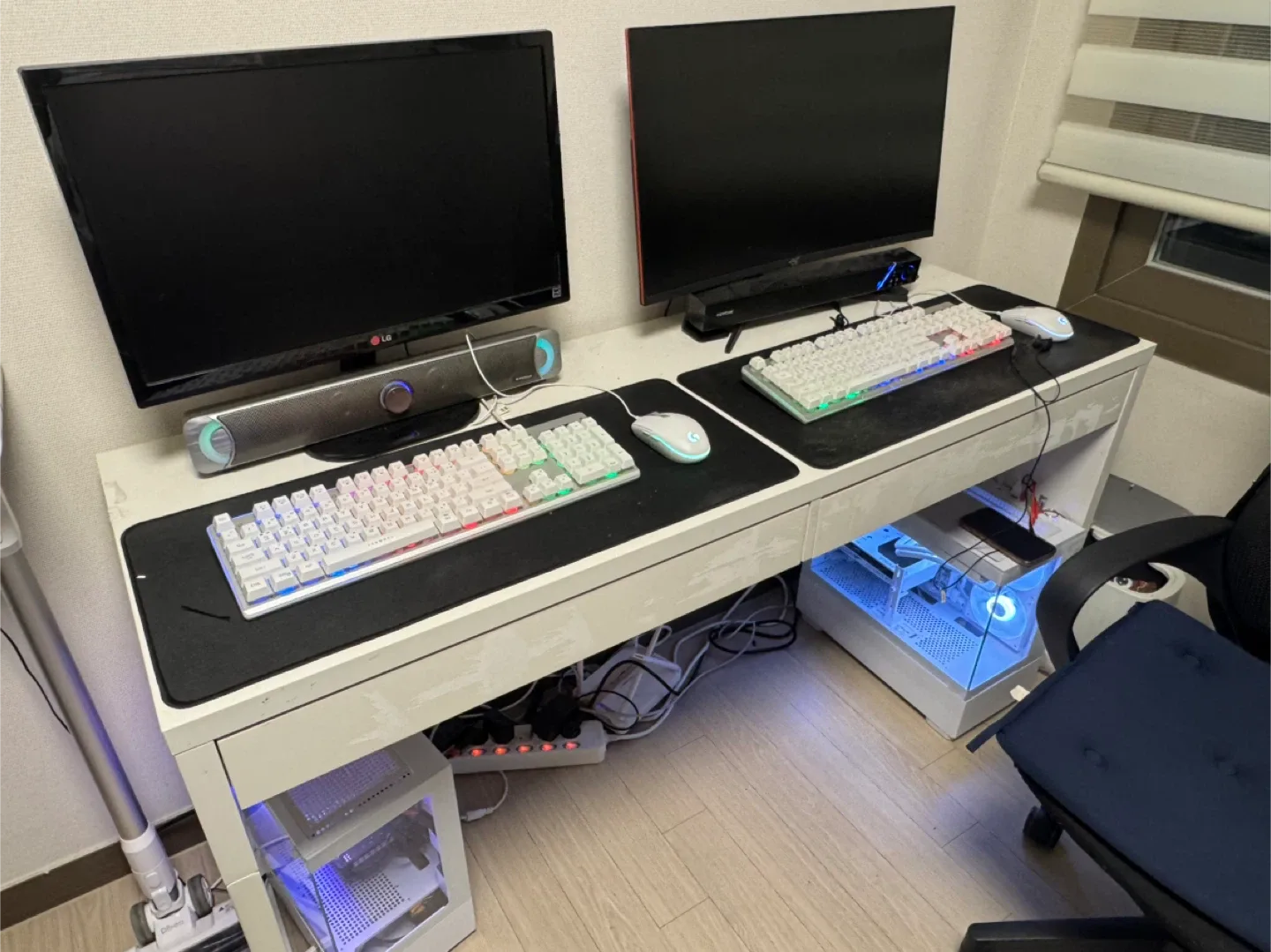 컴퓨터 책상 1400 x 500