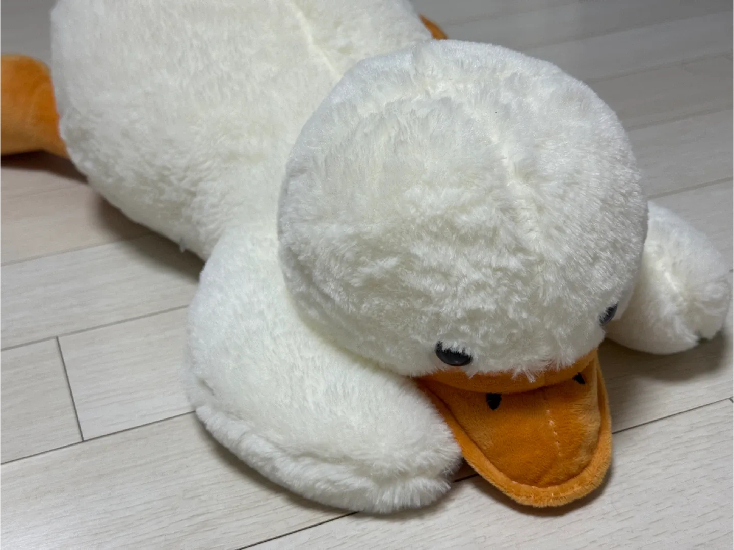 대형 흰색 오리 인형