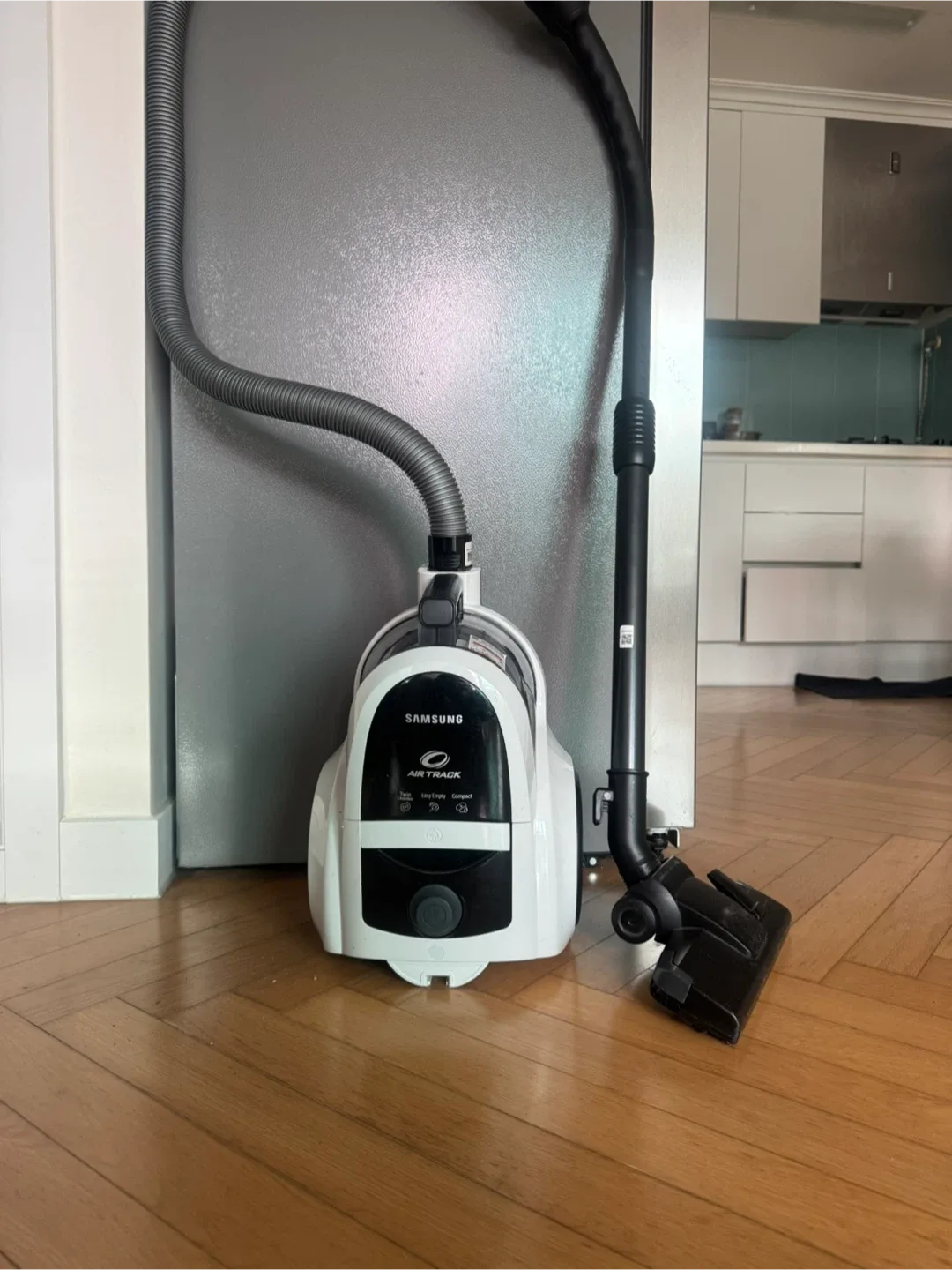 삼성 에어트랙 진공청소기 VC33T2000LW