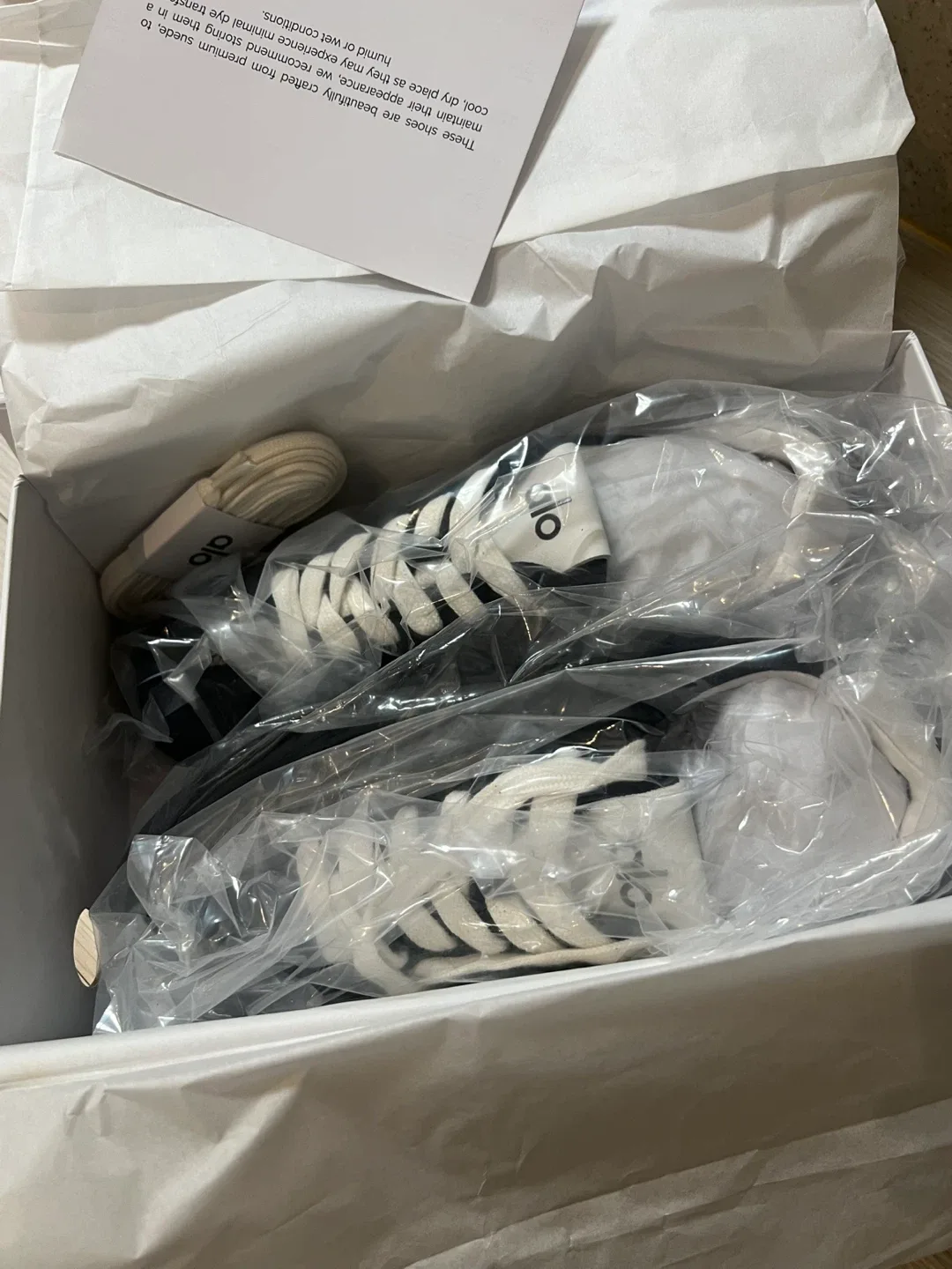 ALO 운동화 245 블랙 새상품