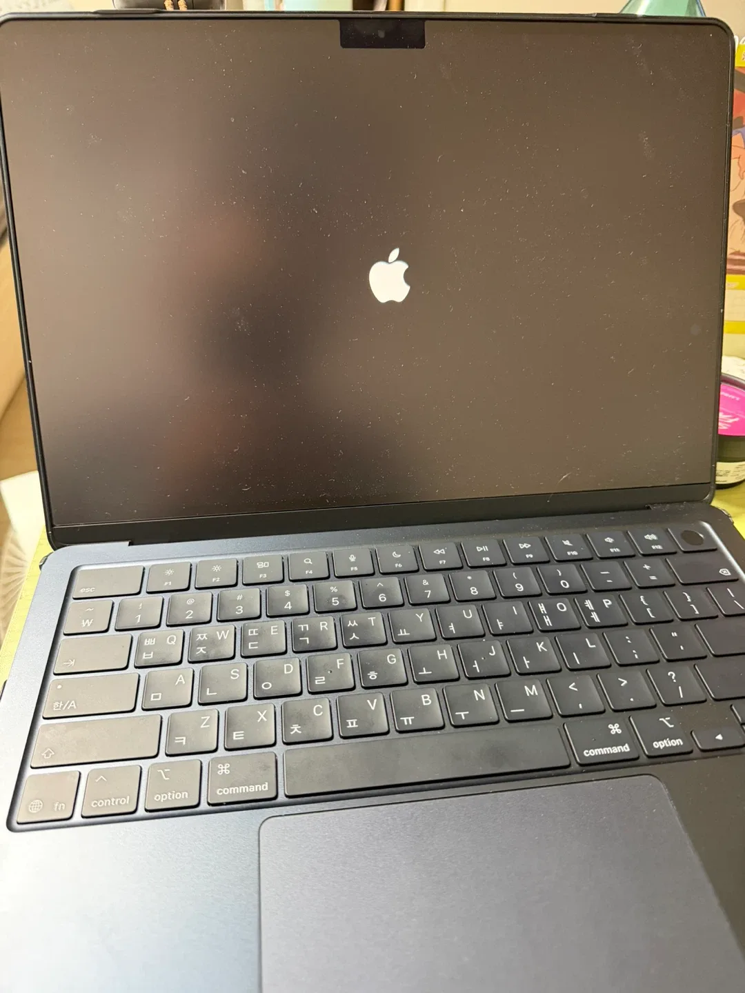 맥북 에어 M4 13인치 16GB 스페이스 그레이