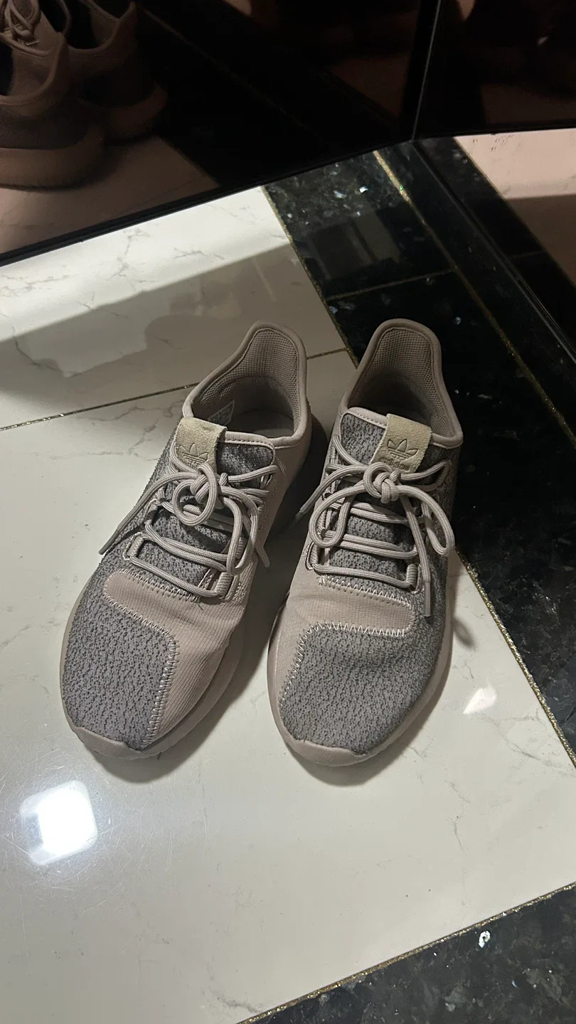 아디다스 튜블라 쉐도우 베이지 운동화