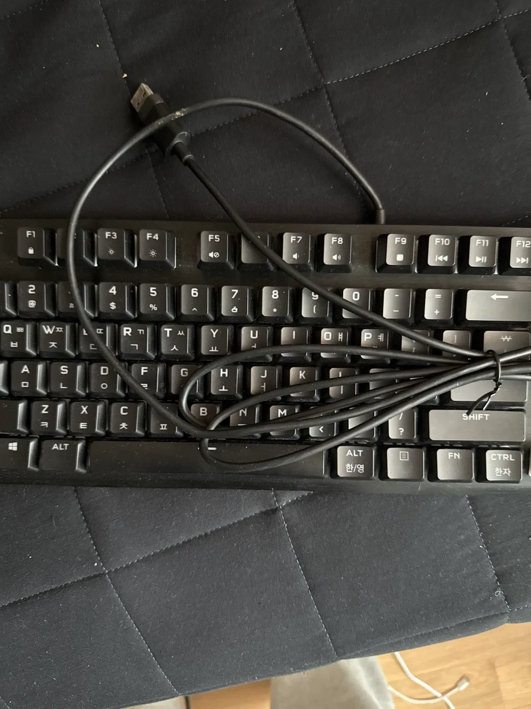 컴퓨터 게이밍  키보드