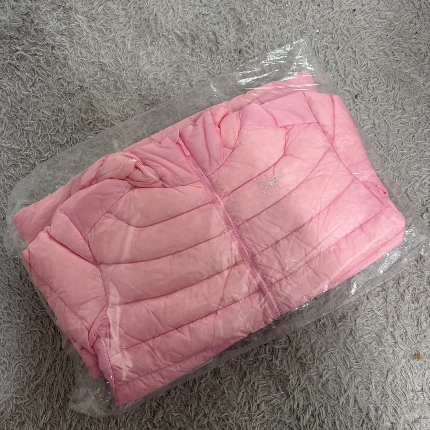 아크테릭스 세륨 핑크