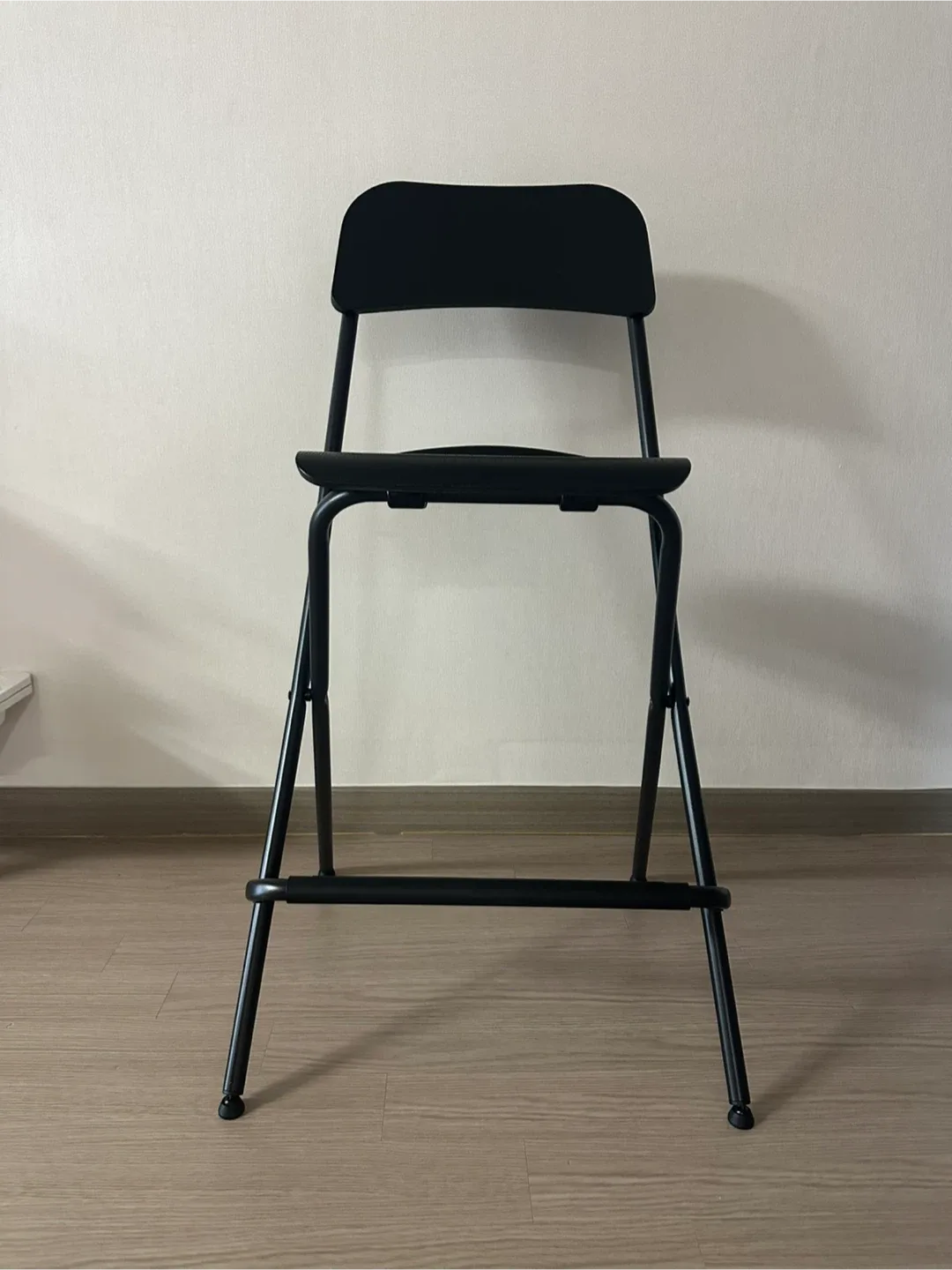 이케아 프랭클린 접이식 바 의자 블랙