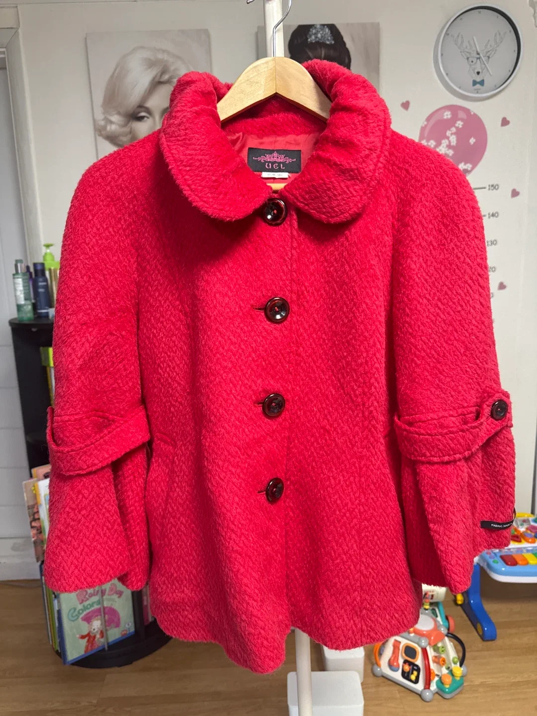 uct 빨간색 숏코트 66