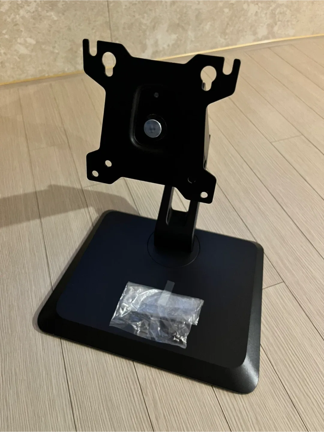 모니터 스탠드 팝니다.