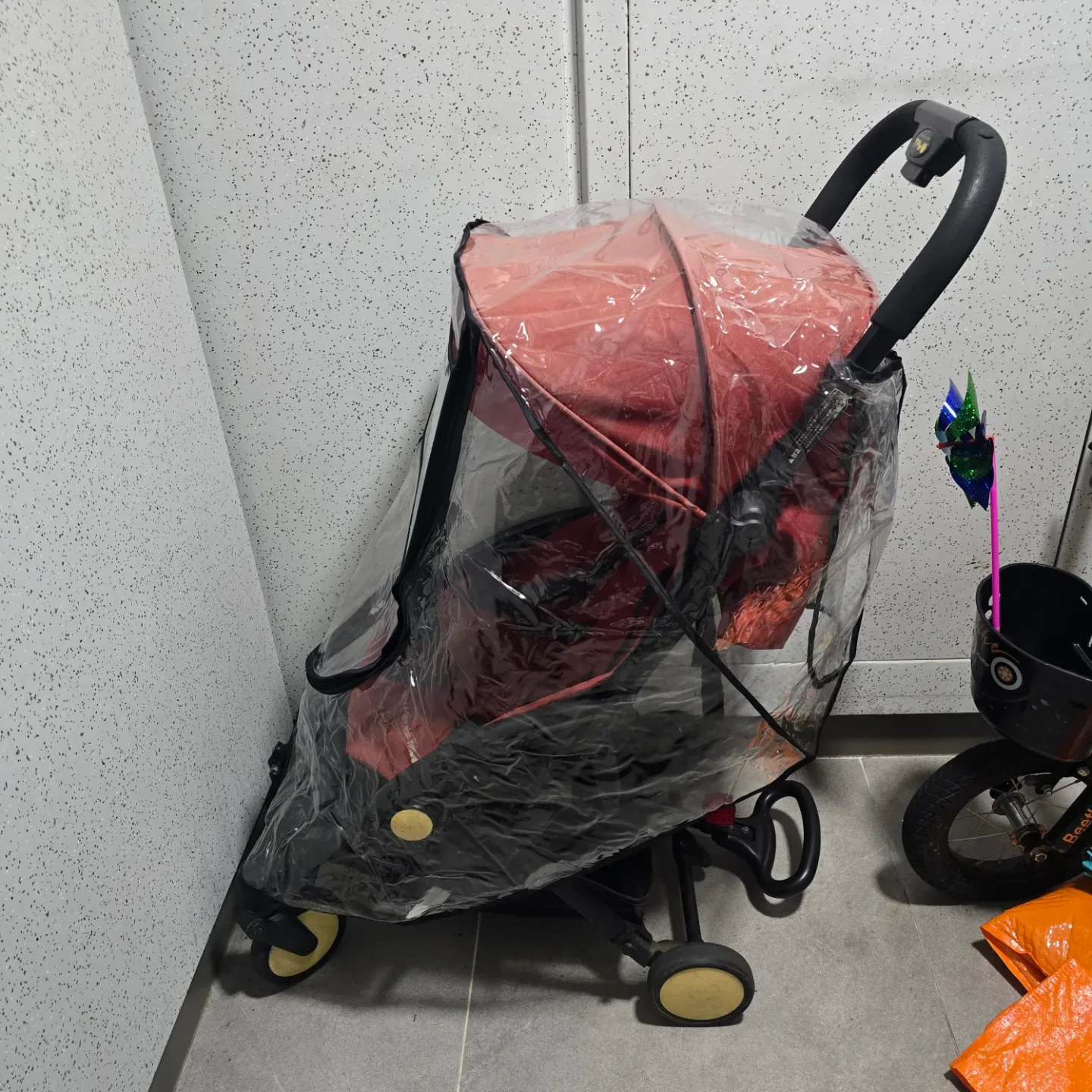 Aprica 휴대용 유모차 (레인커버 포함)