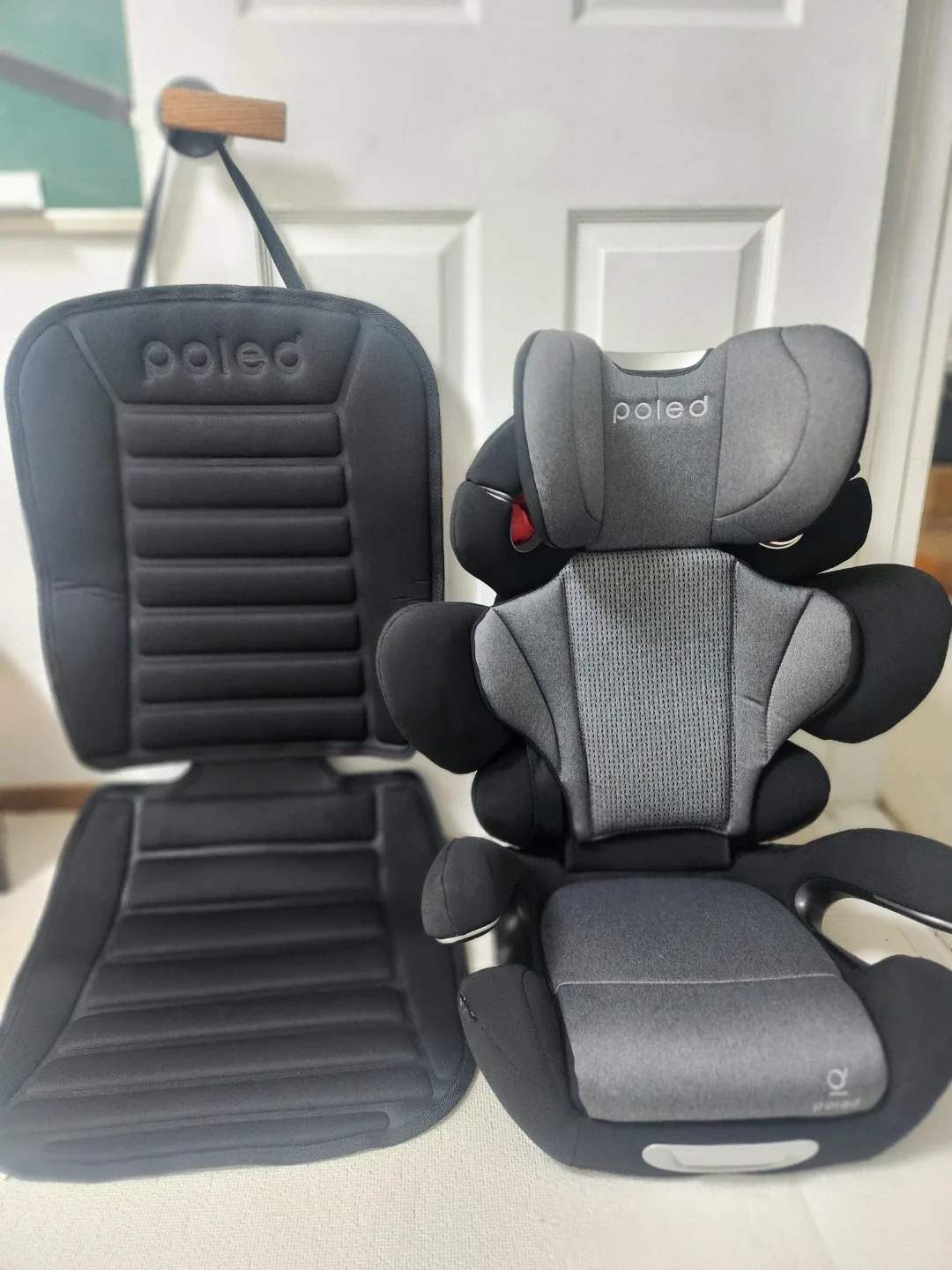 폴레드 볼픽스 프로 카시트 (킥매트 포함) ISOFIX