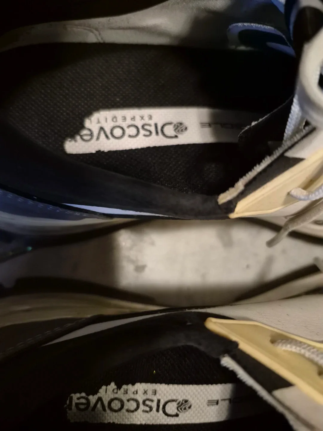 디스커버리 EXPEDITION 운동화