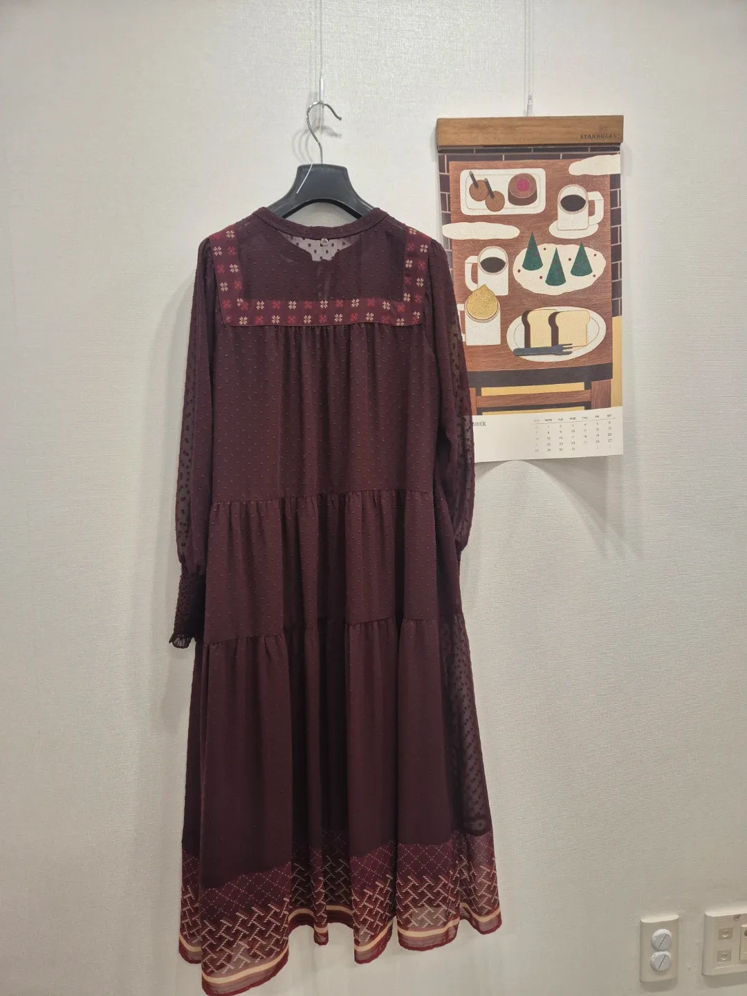 Thursday Island 버건디 롱 원피스 S