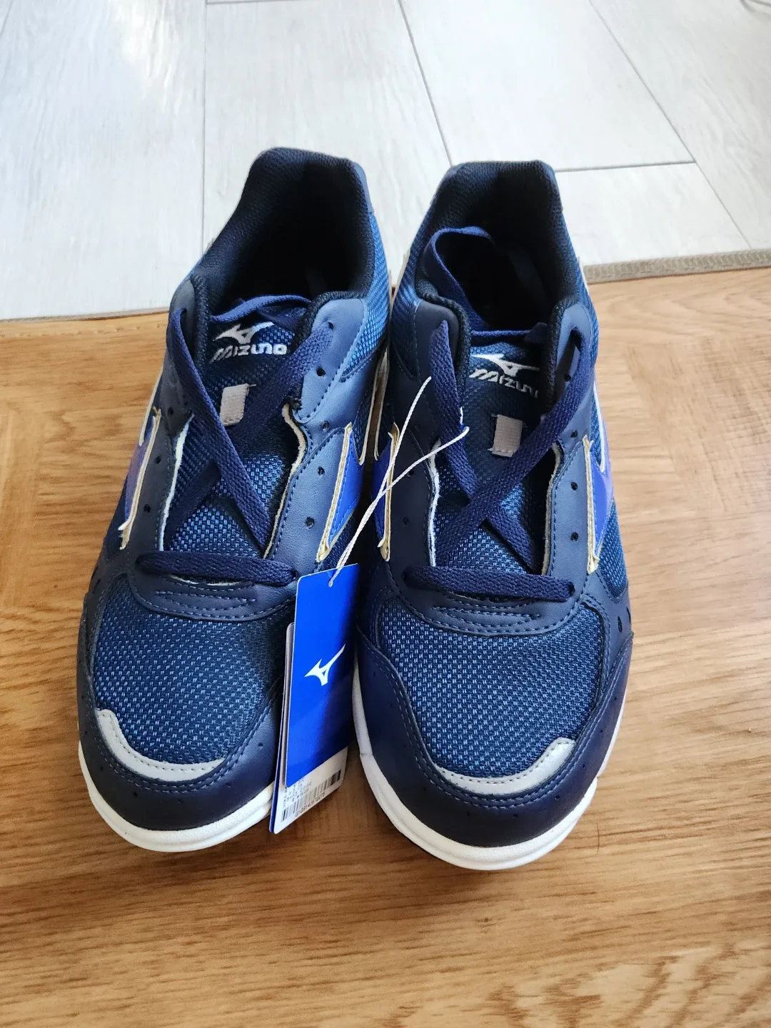 미즈노 운동화