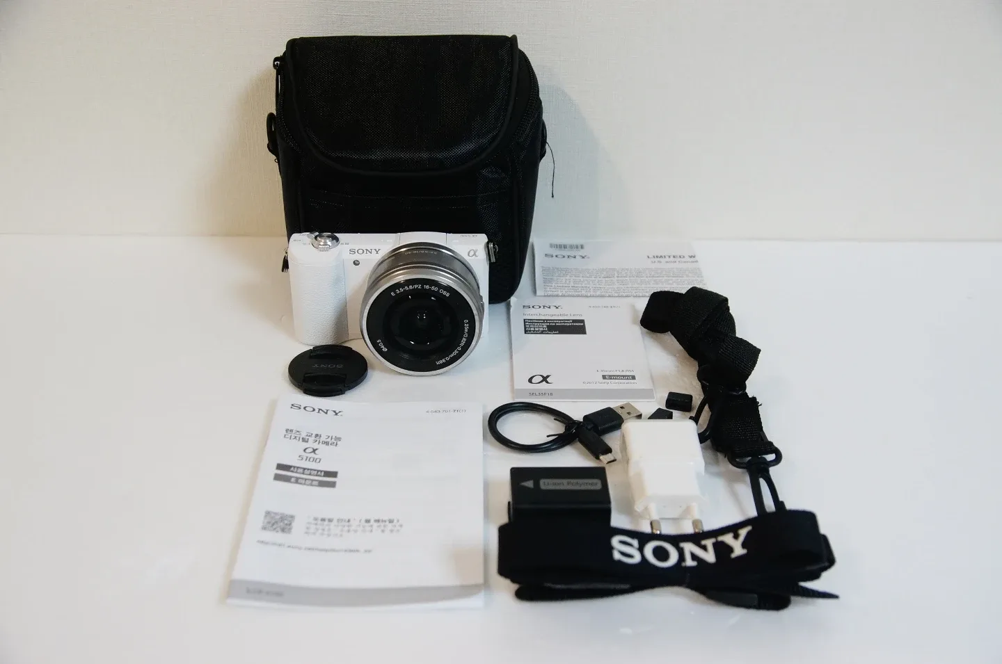 [소니] A5100 화이트 미러리스 카메라팝니다.(959컷)