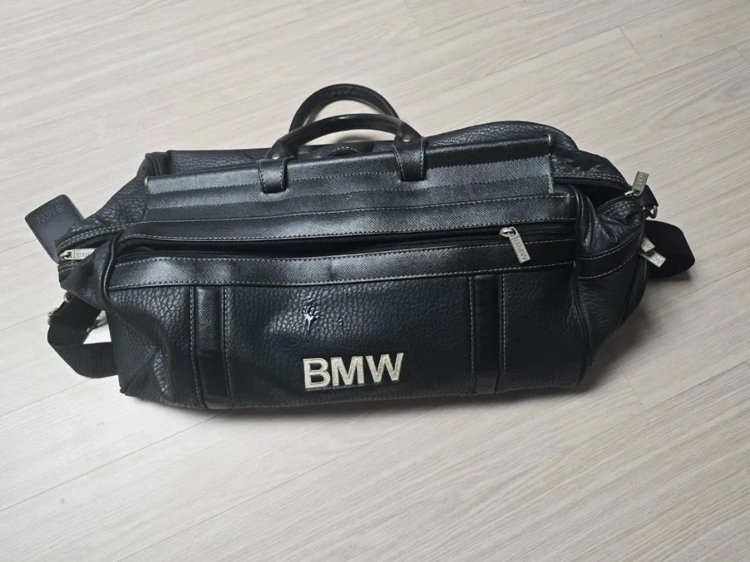 BMW 블랙 보스턴백